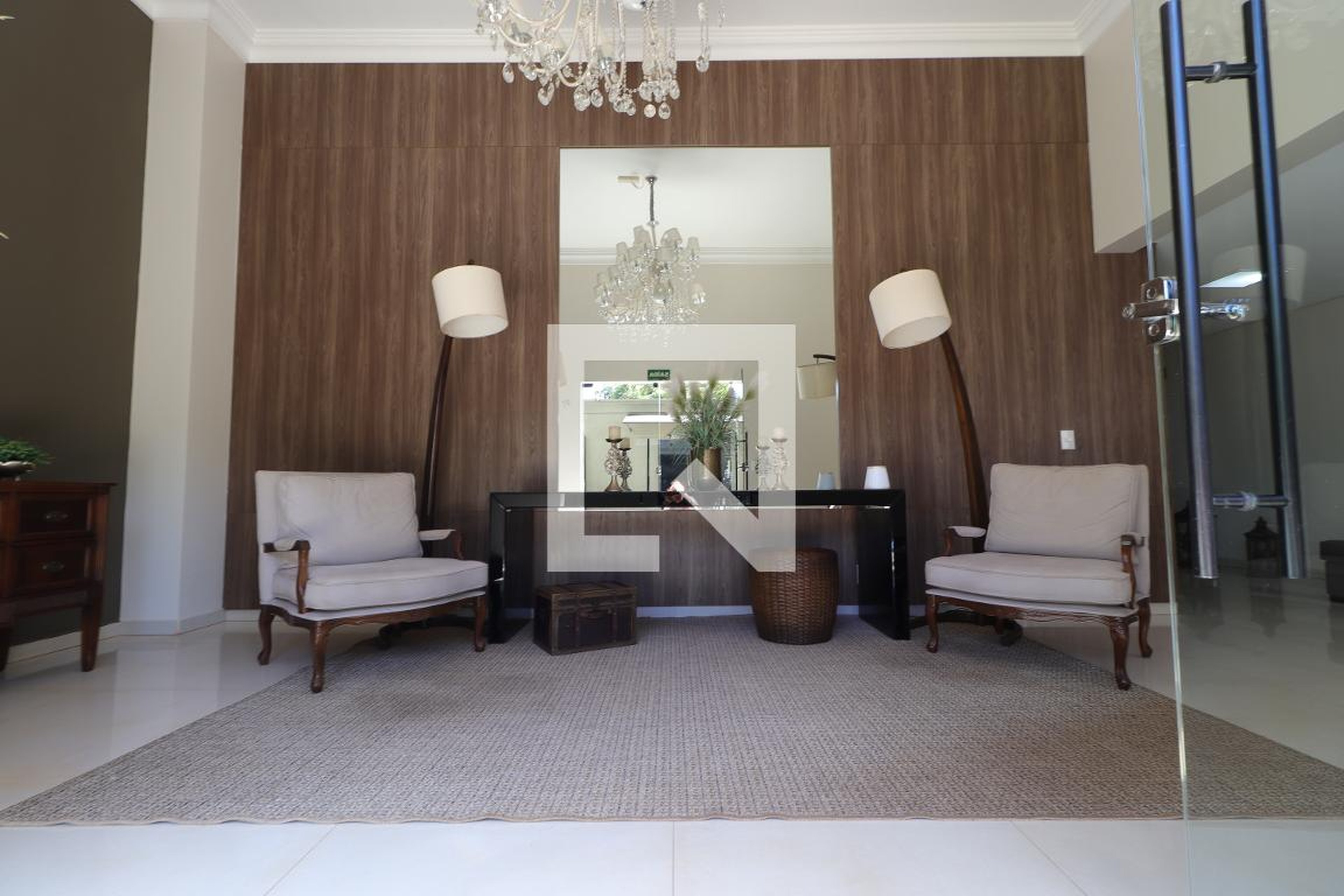 Hall de Entrada - Edificio Provincia di Roma