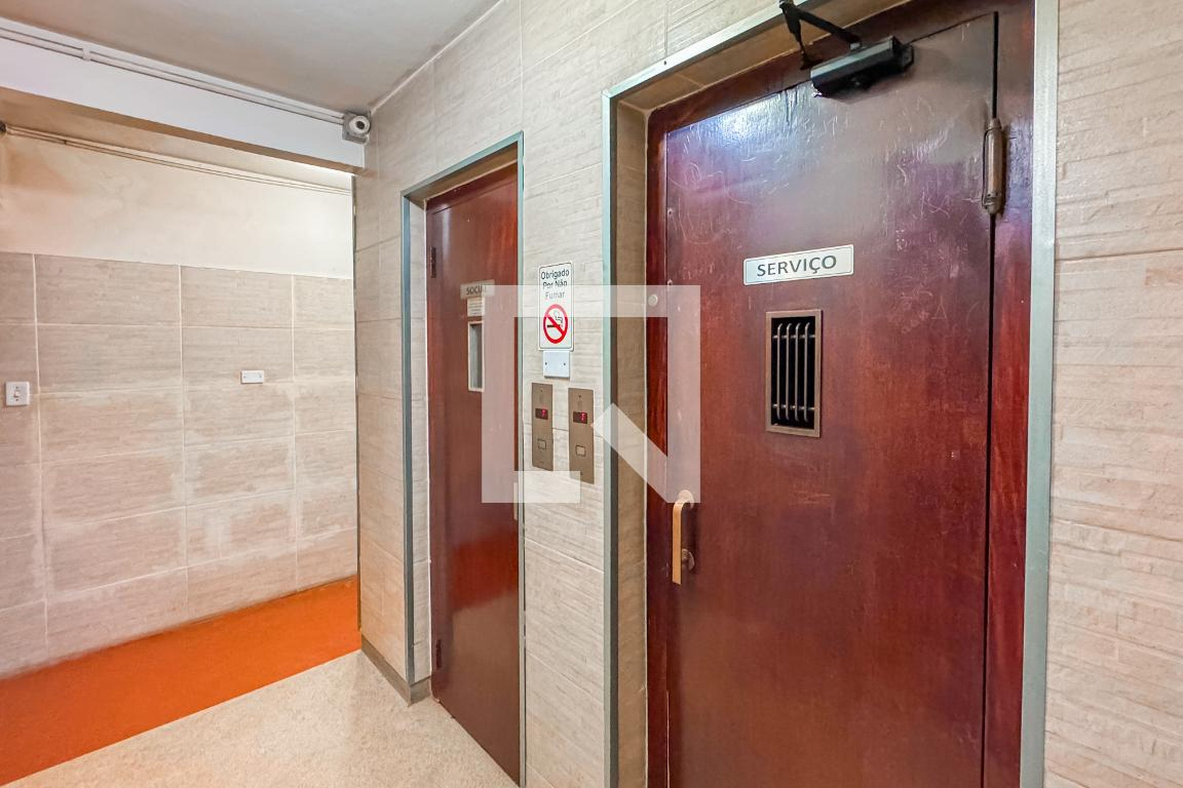 Elevador - Edifício Nova Aurora
