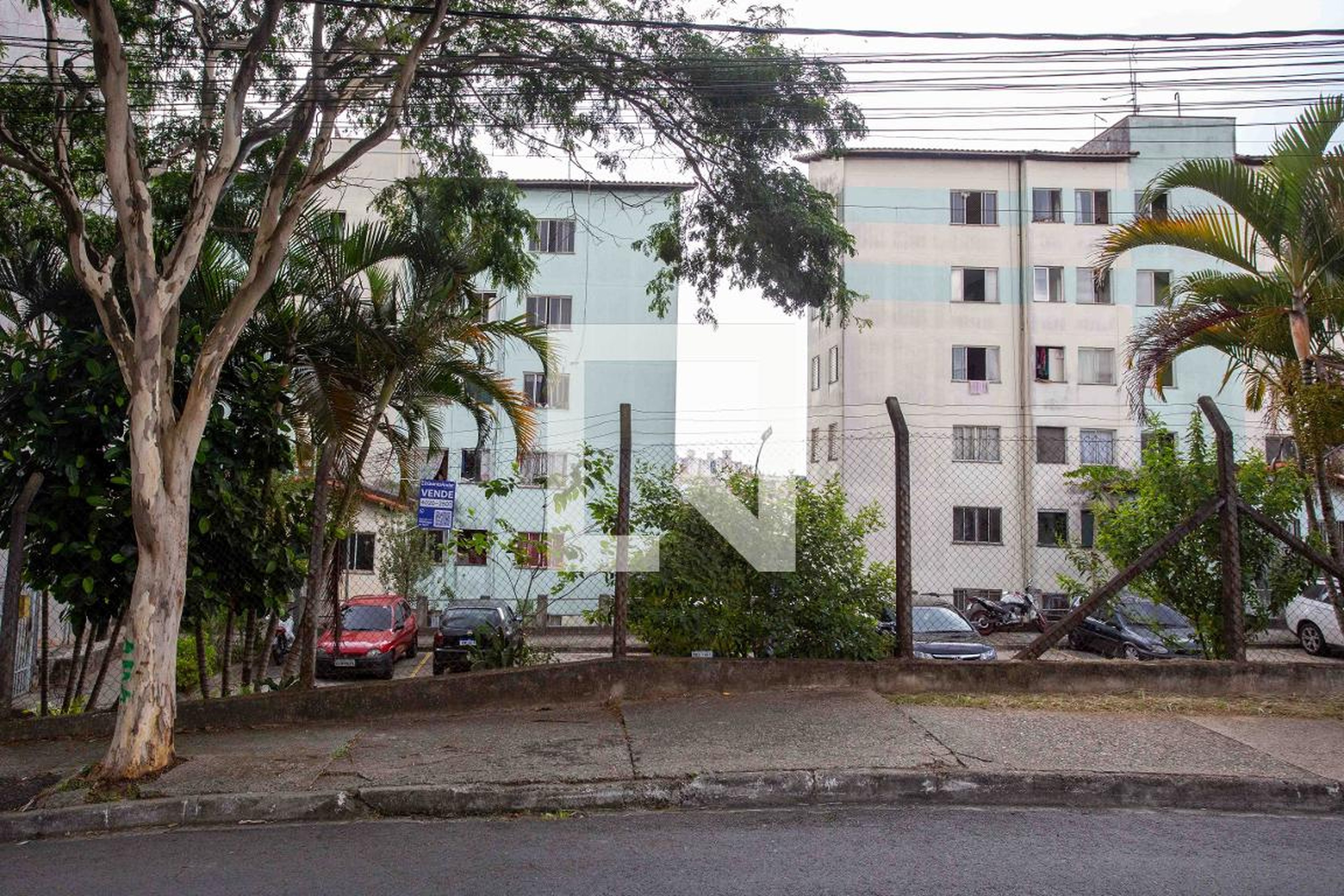 Fachada do condomínio Condomínio em Rua Caminho da Educação, 70