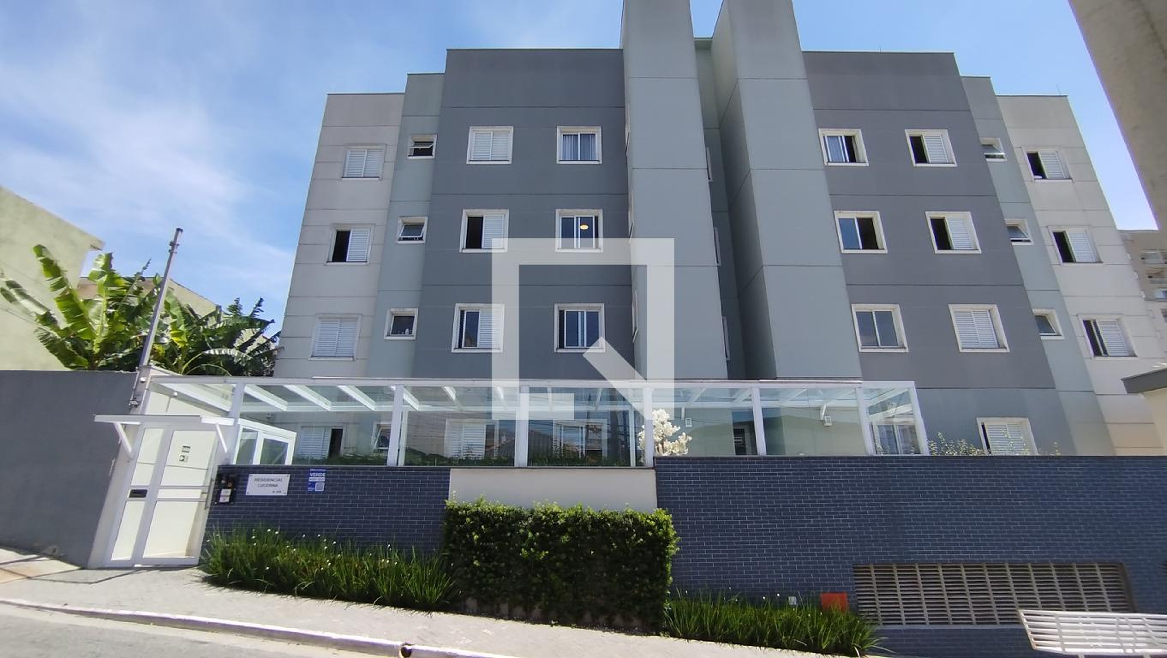 Fachada Condomínio em Rua Aparecida, 274