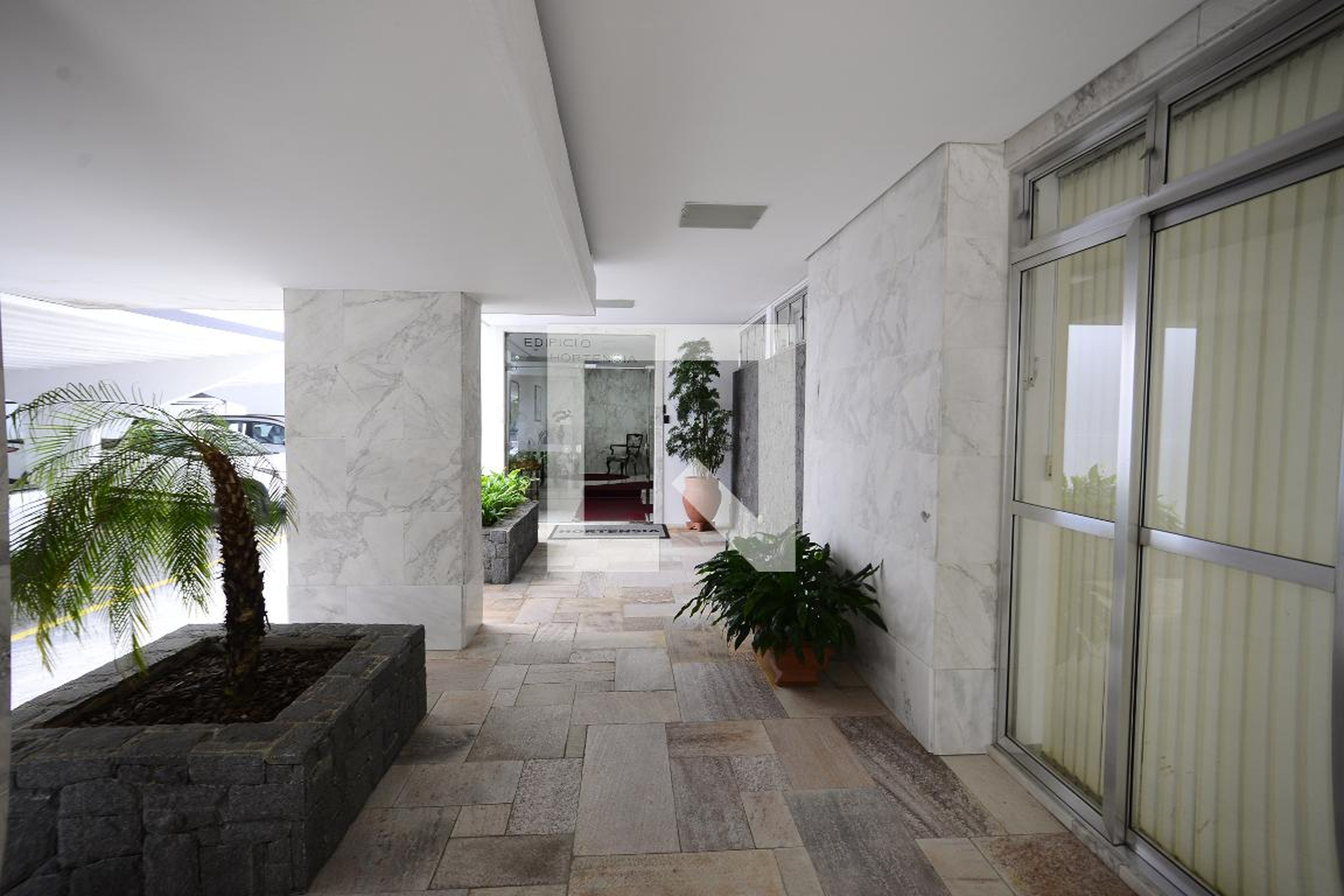 Entrada - Edifício Hortênsia