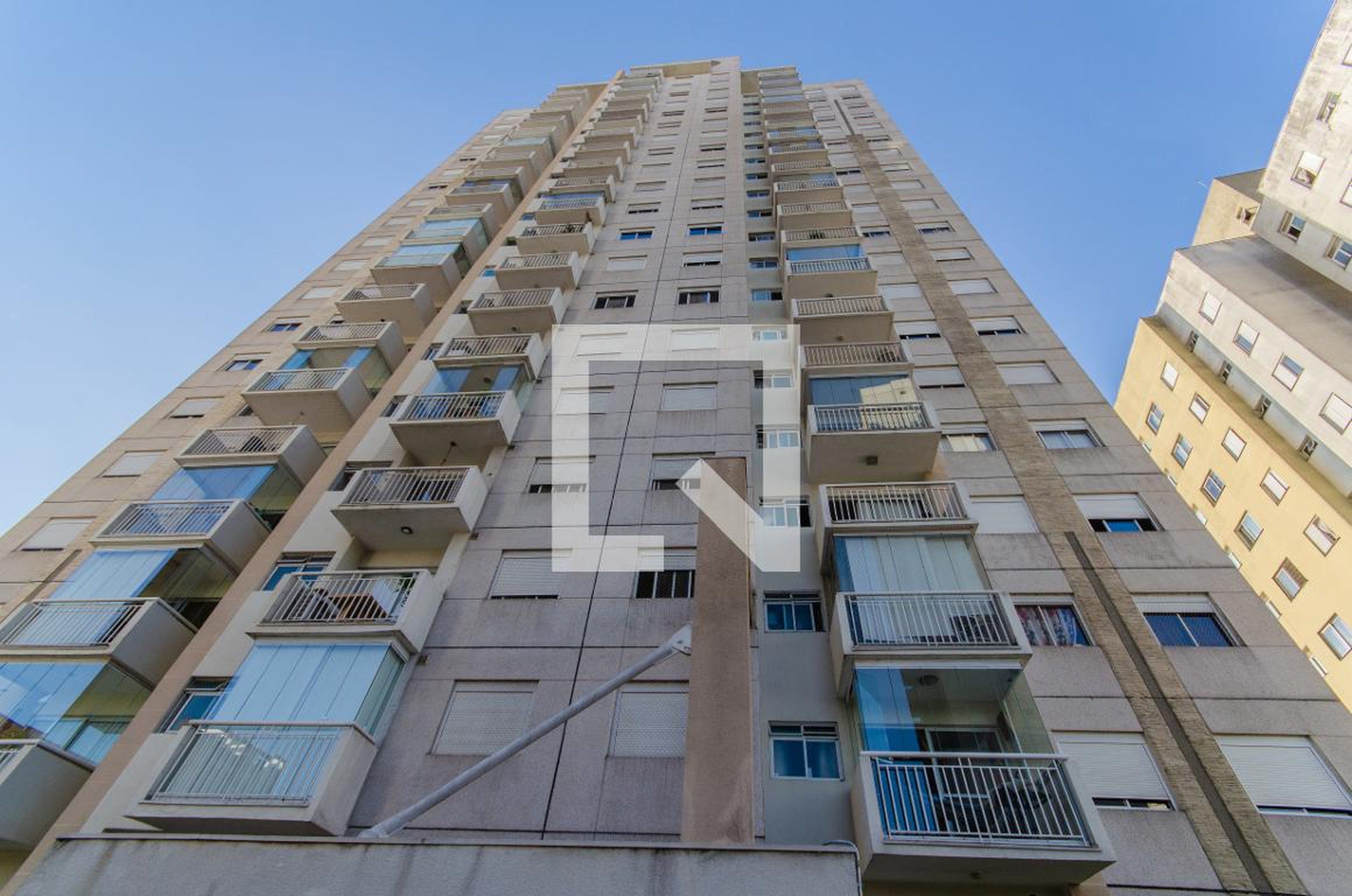 Fachada do Prédio Condomínio Mundo Apto