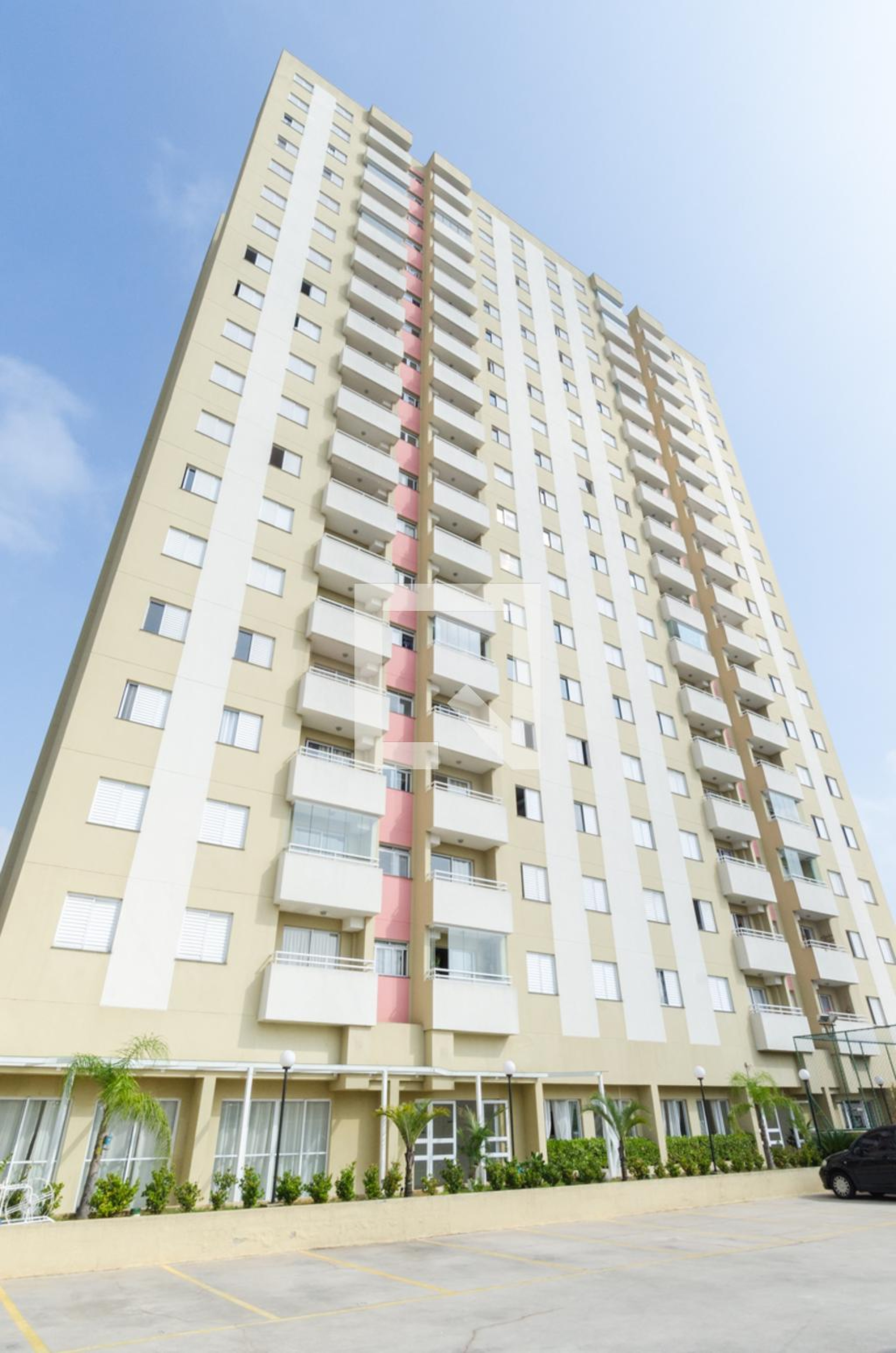 Fachada do Prédio Condomínio Monterrey