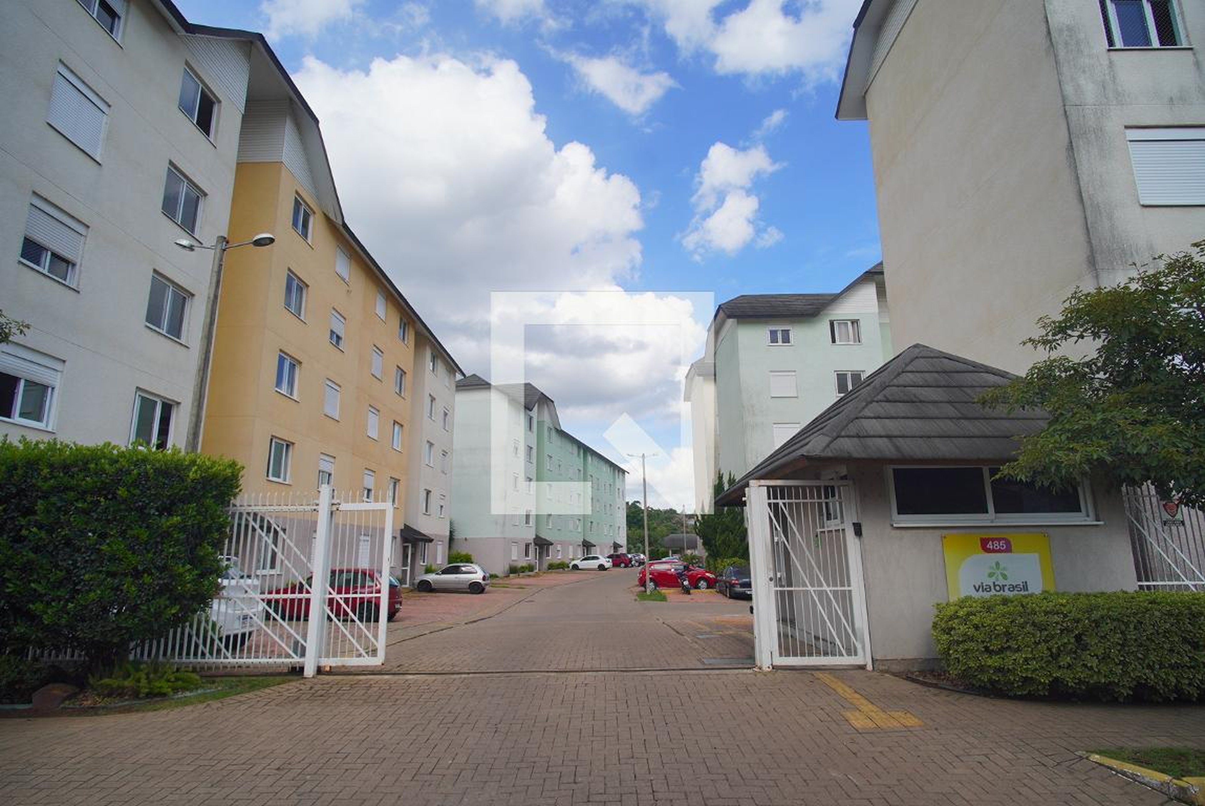 Fachada Condomínio em Rua Jaboti, 52