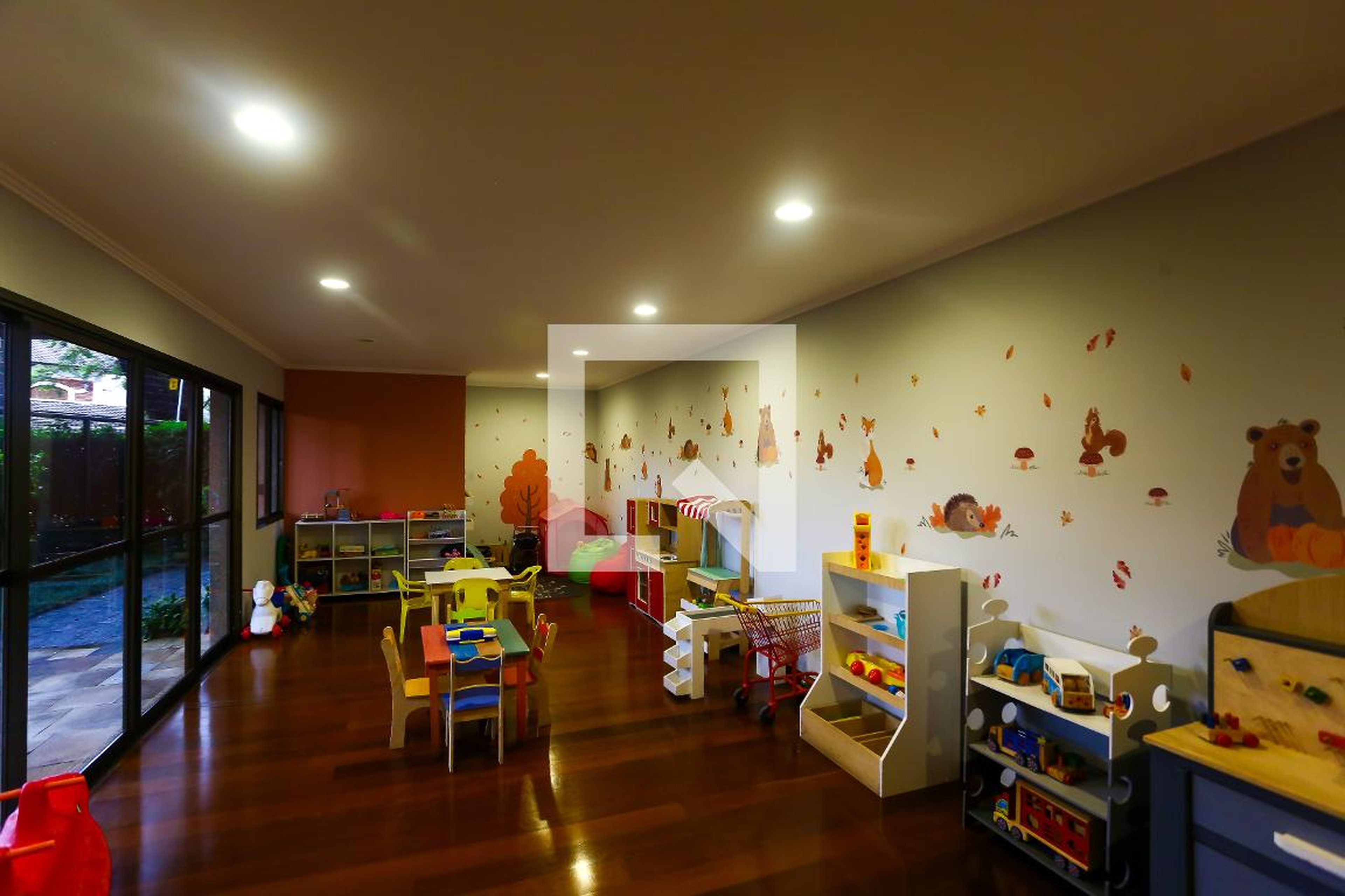 Brinquedoteca Condomínio em Rua Professor Lúcio Martins Rodrigues, 333