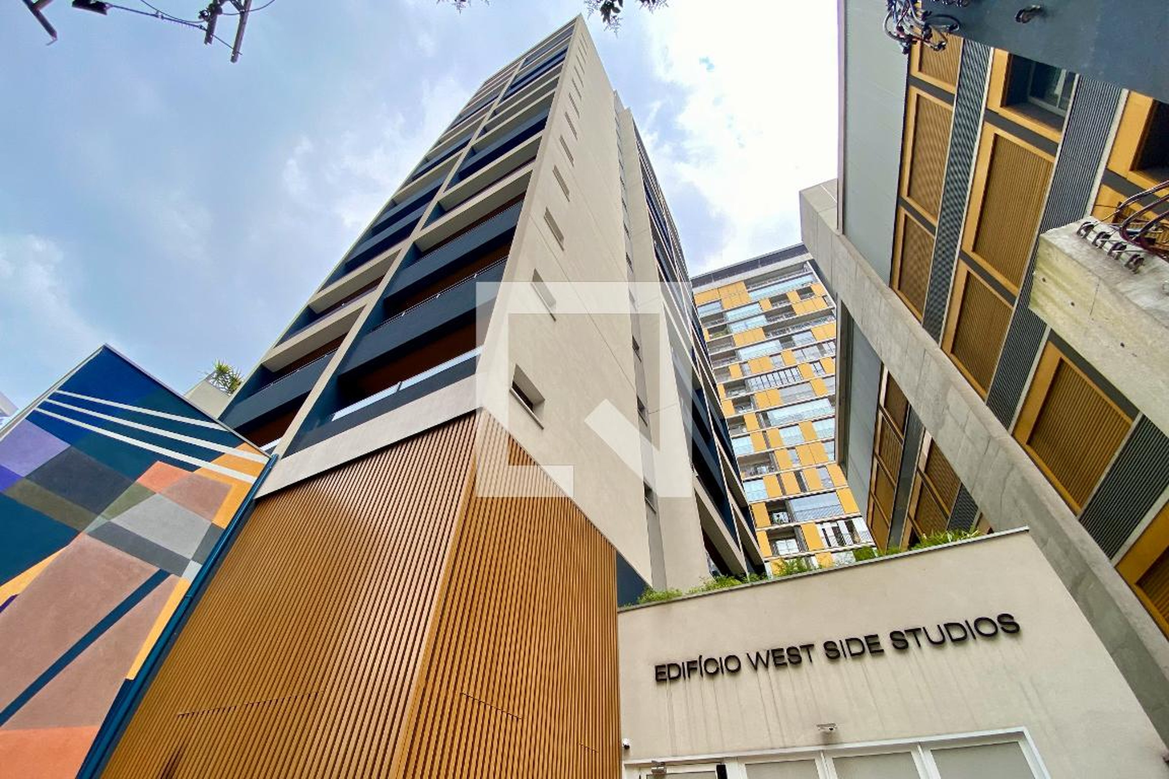 Fachada Condomínio em Rua Harmonia, 1235