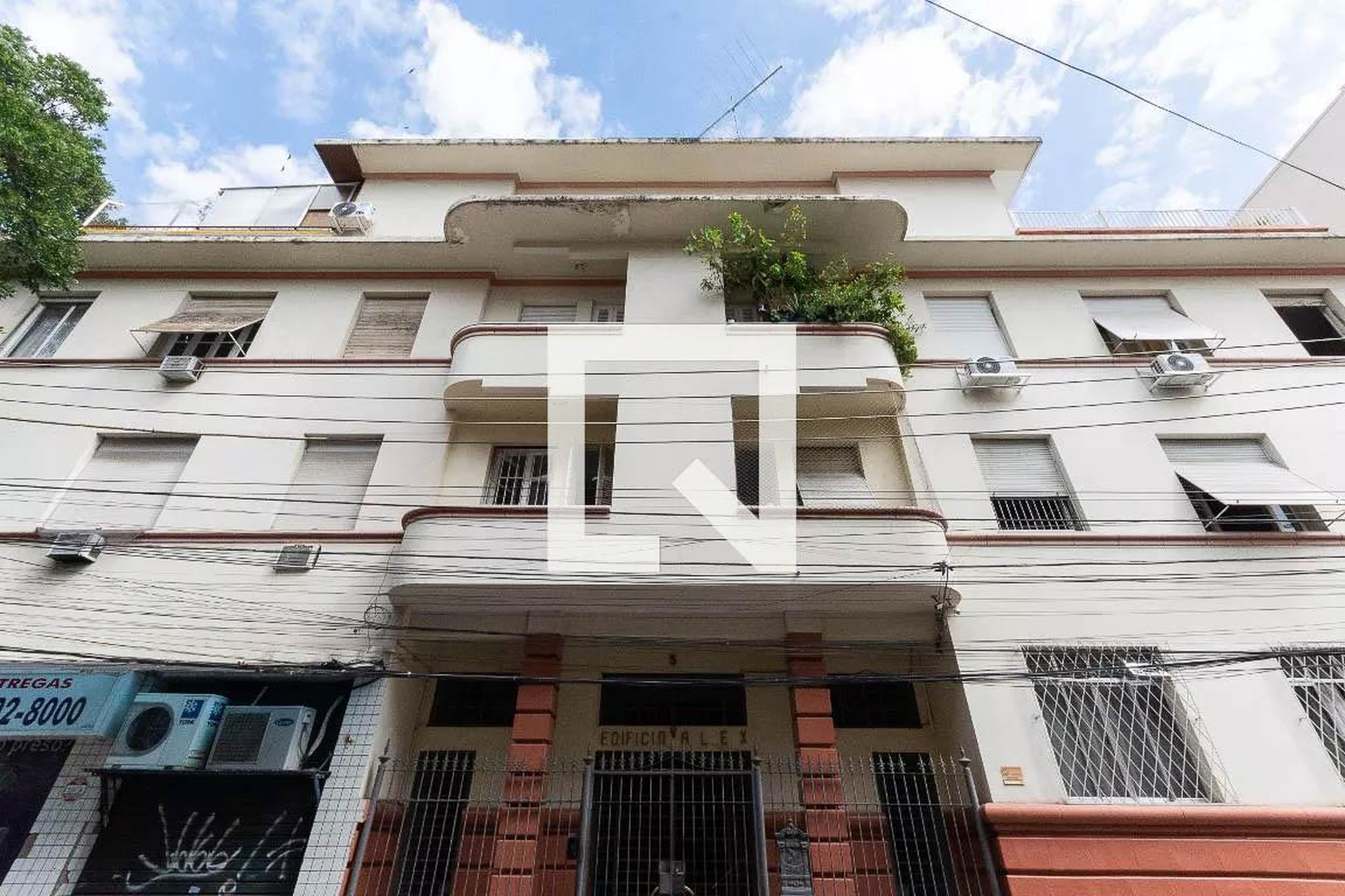 Fachada Edifício Alex