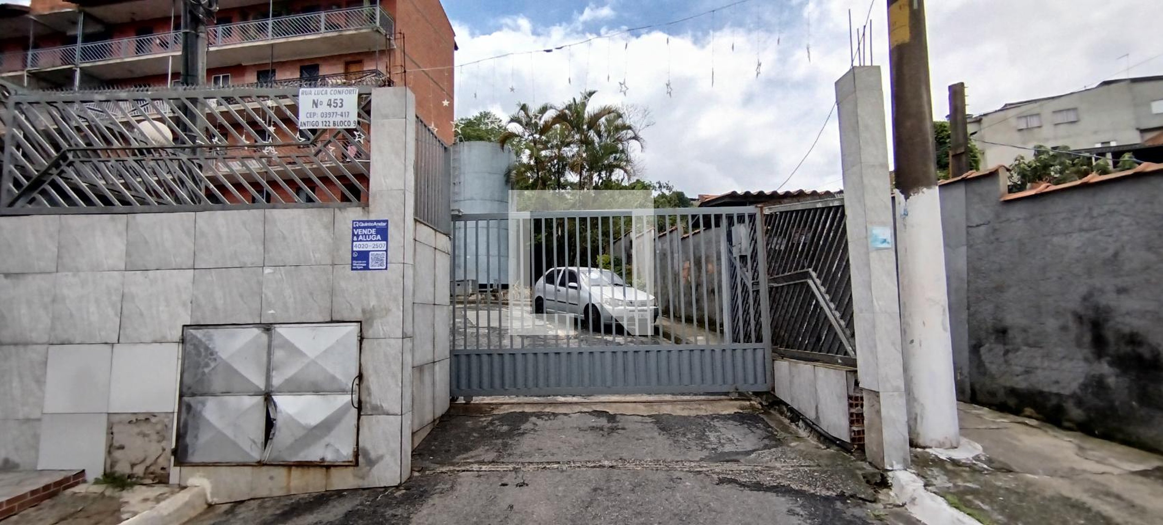 Fachada Condomínio em Rua Luca Conforti, 453