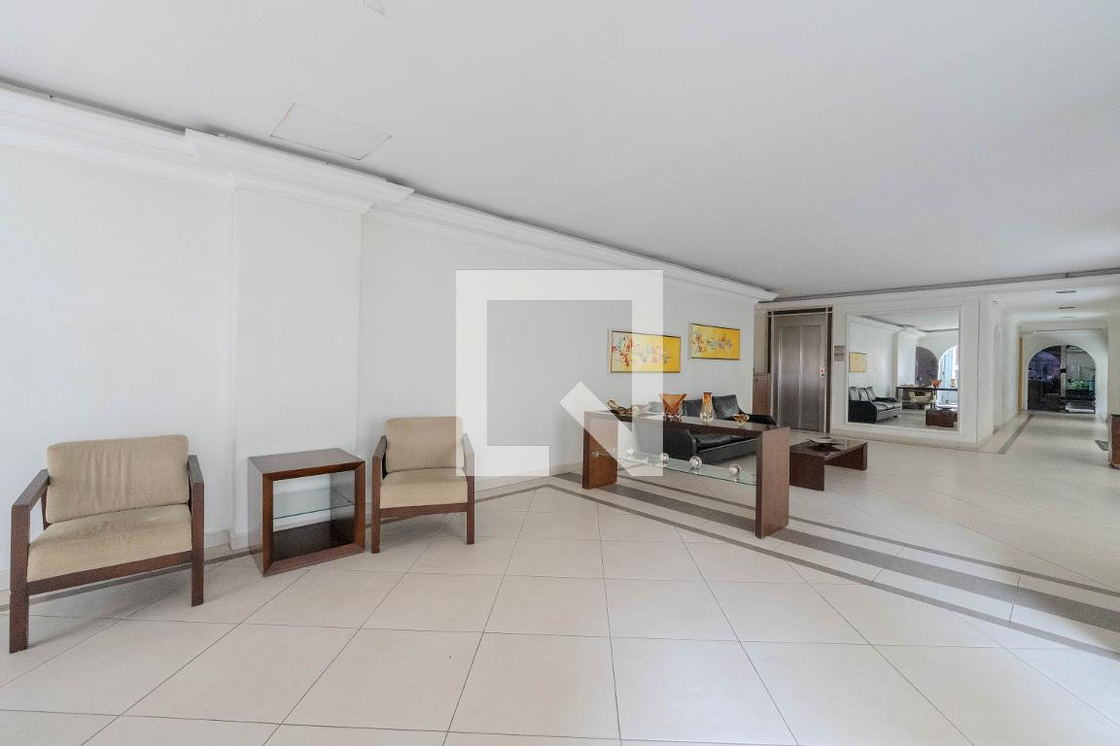 Hall de entrada - Edifício Chateau de Chambord