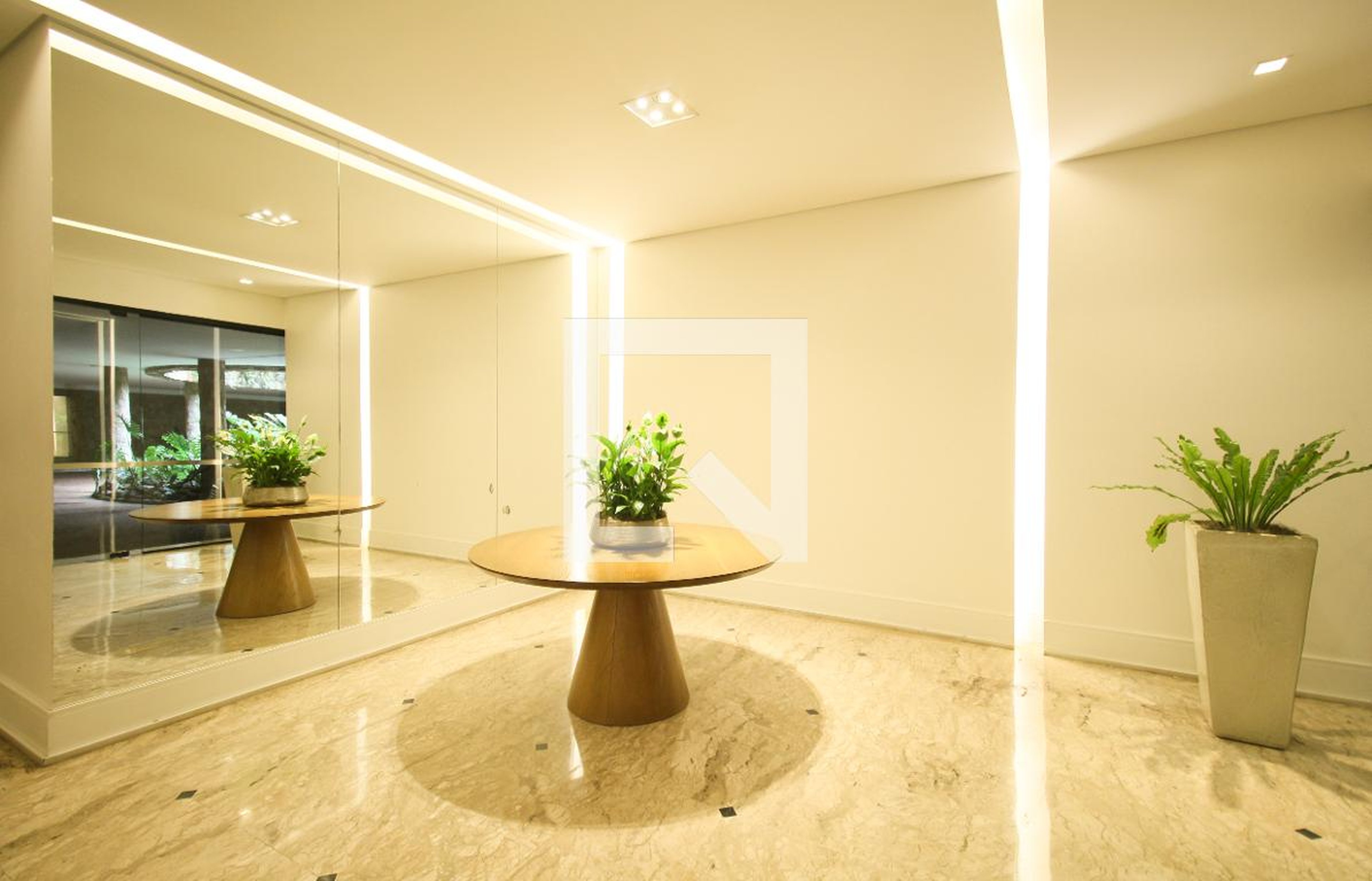 Hall de entrada - Paradise