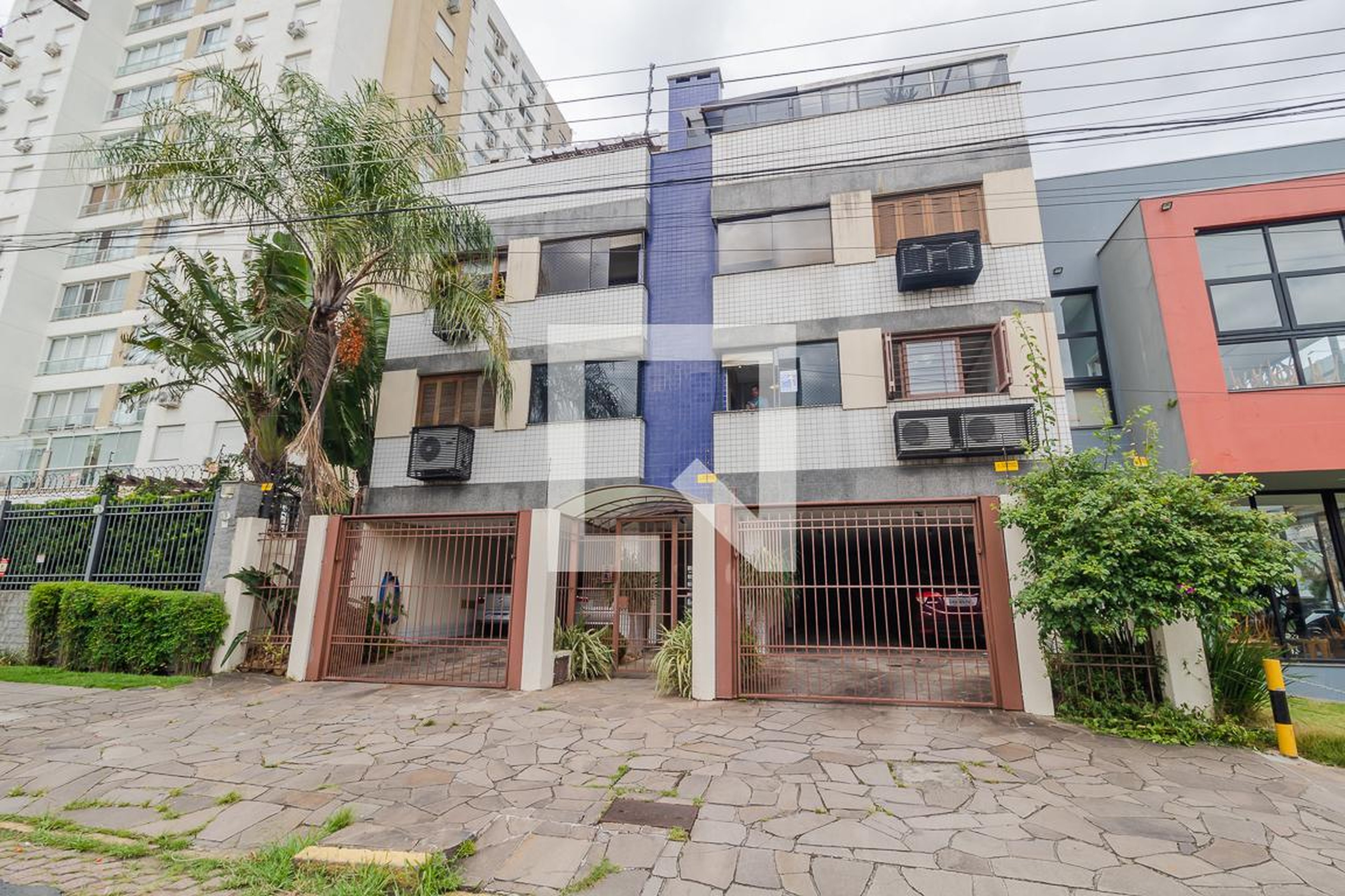 Fachada Condomínio em Rua Livramento, 519