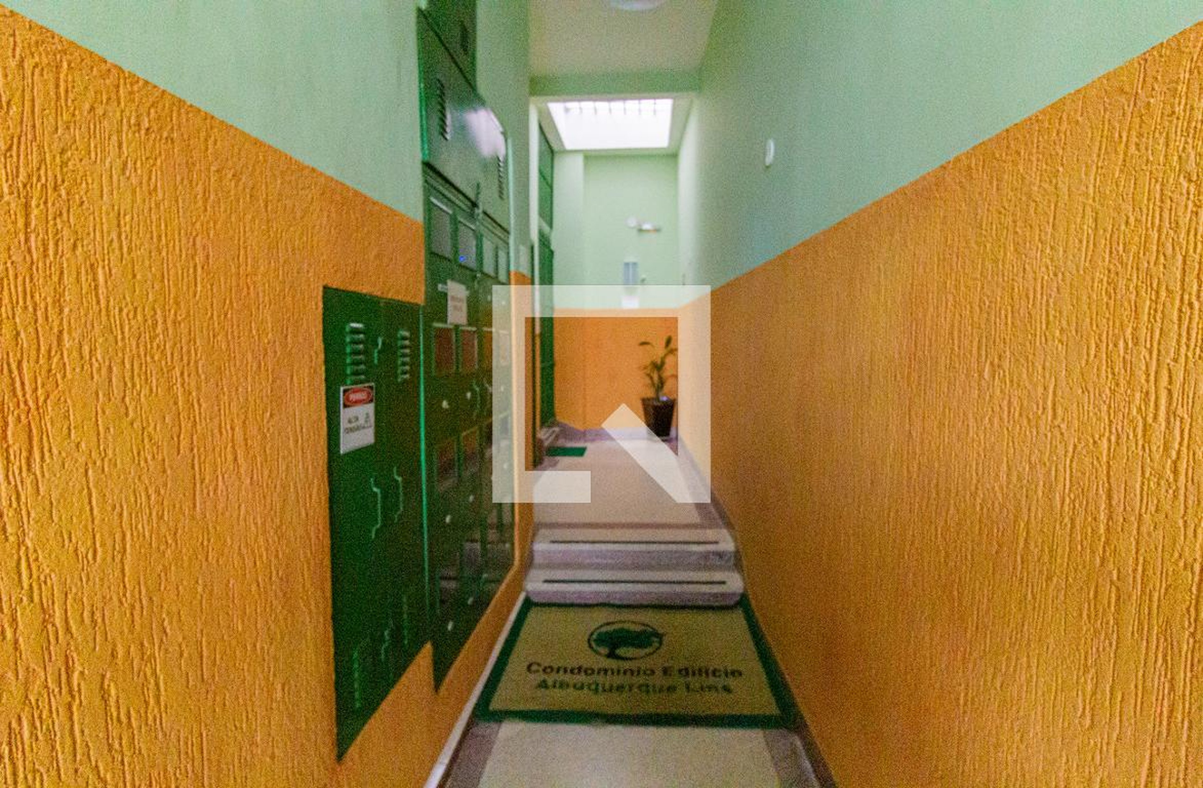 Entrada - Albuquerque Lins