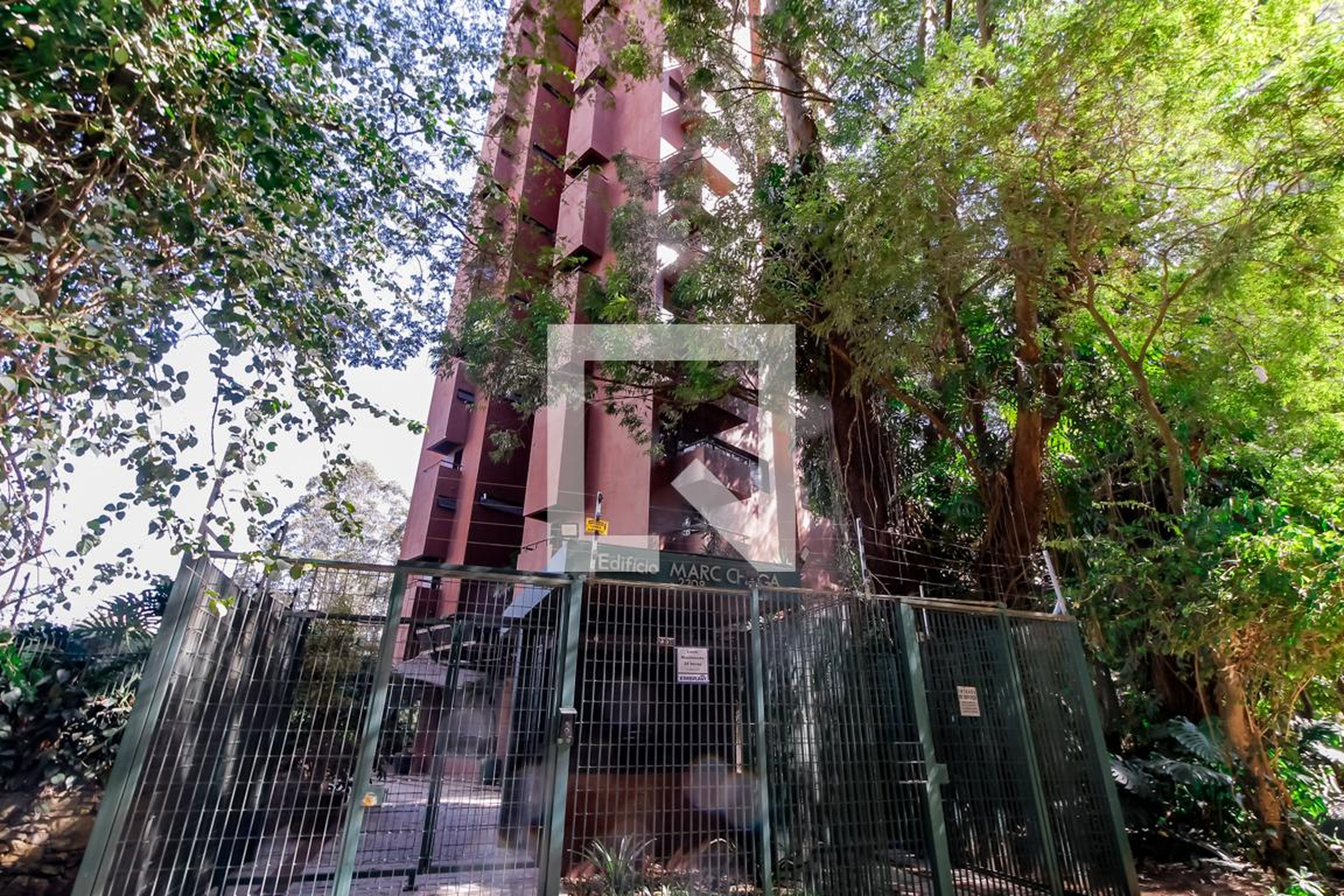 Fachada do Prédio Edifício Marc Chagall