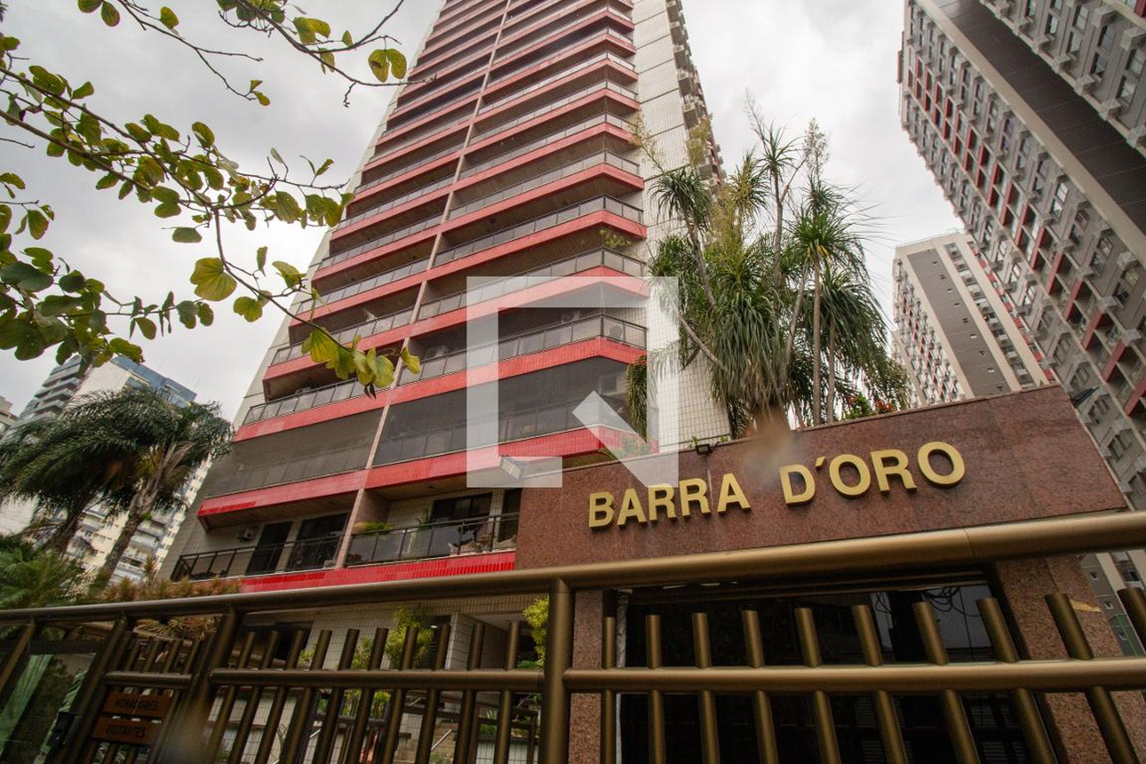 Fachada Condomínio Barra Doro