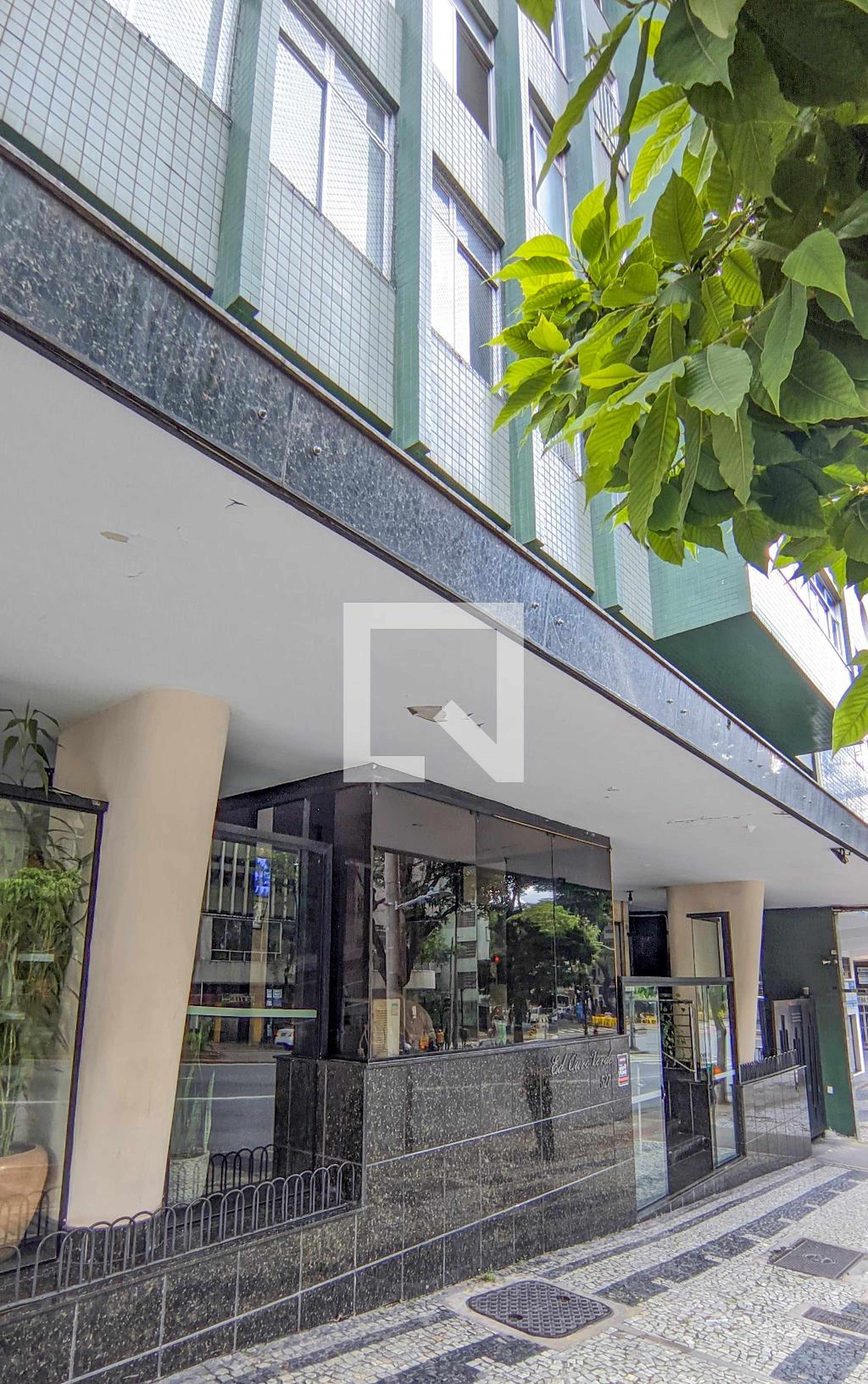 Fachada Edifício Ouro Verde