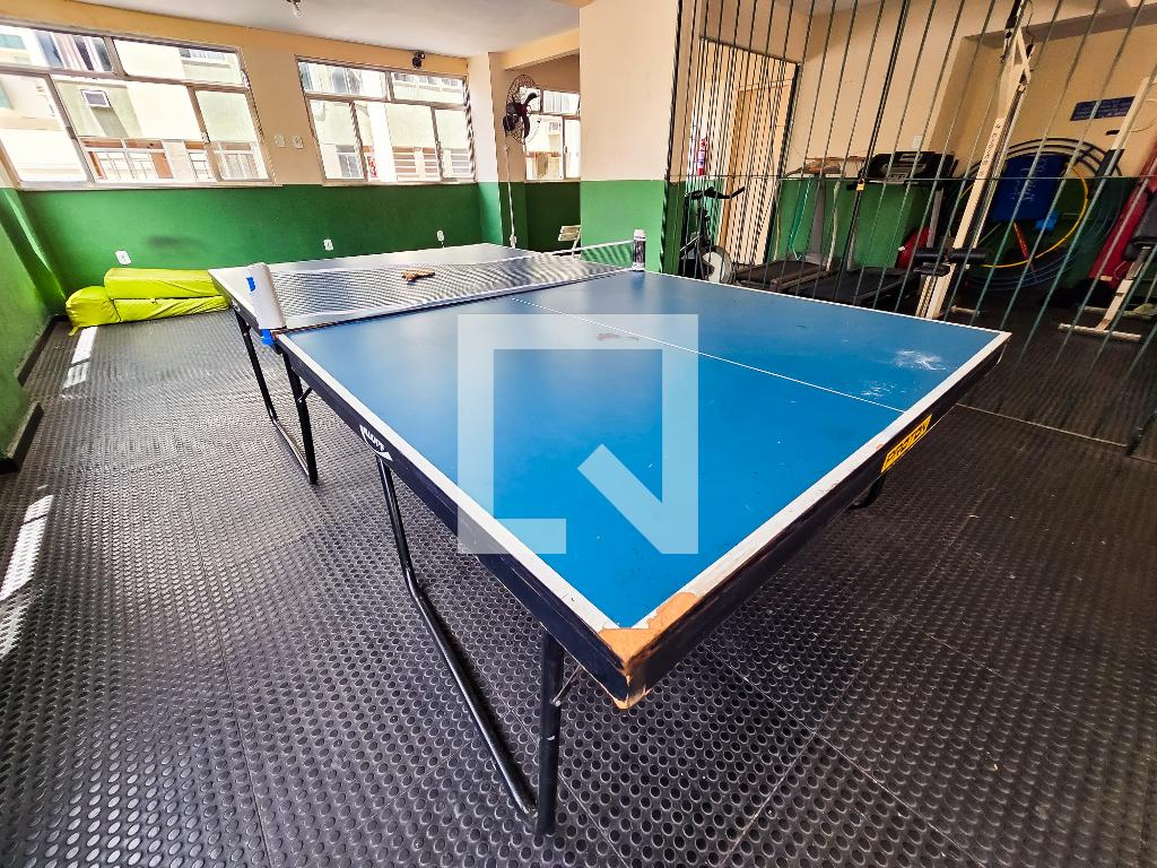 Salão de jogos - J. Chediak