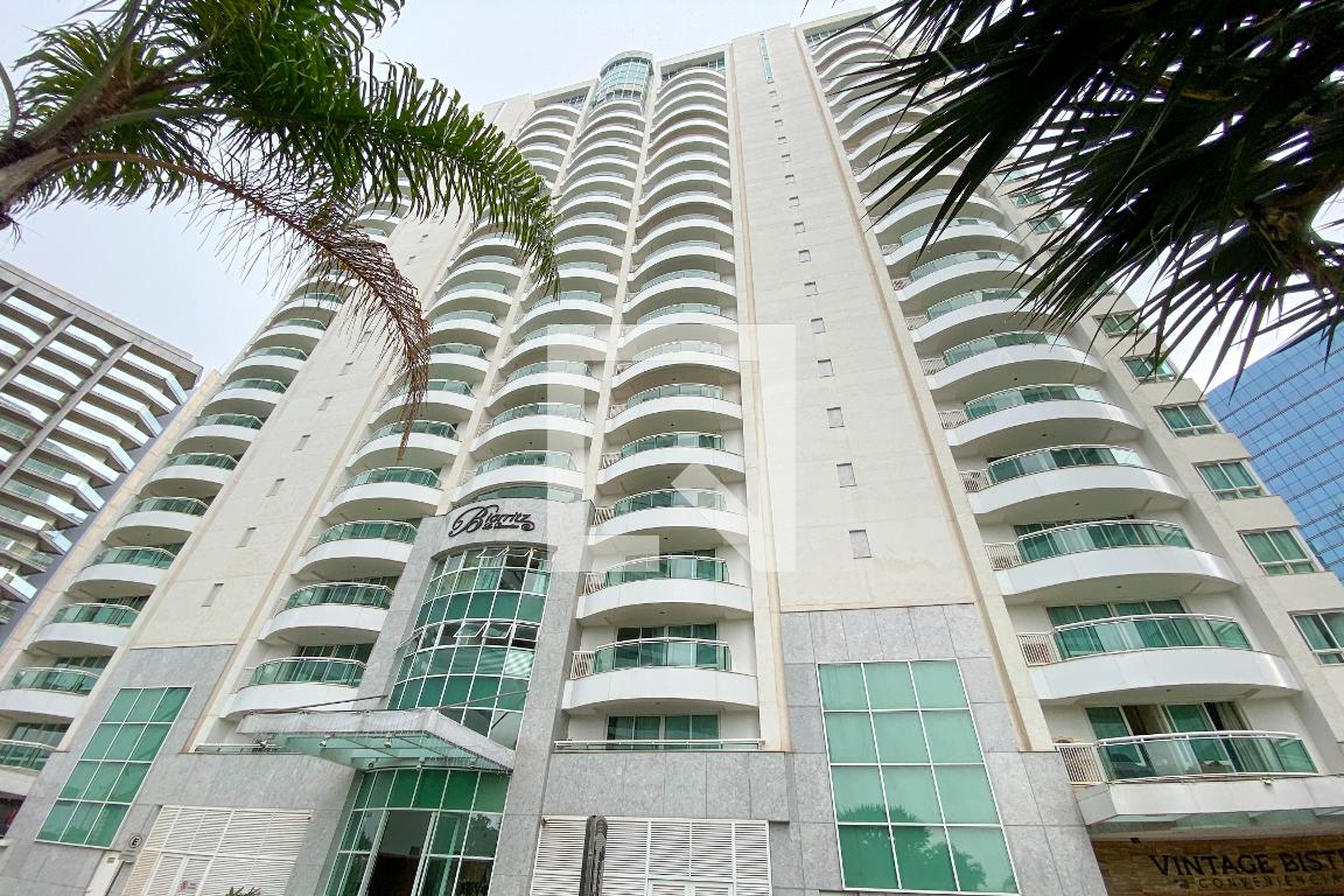 Fachada Condomínio em SHN Quadra 1 Bloco E, 0