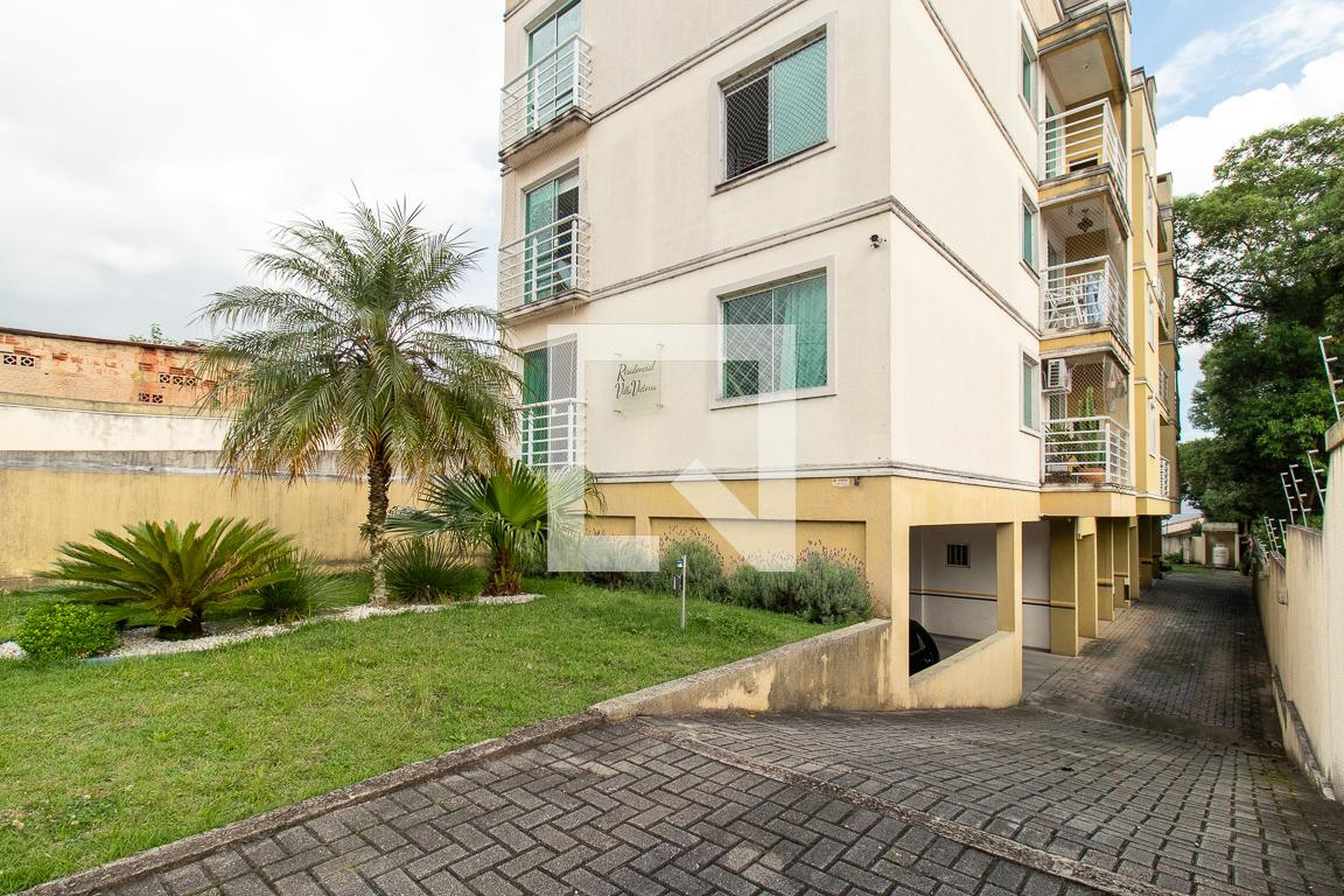 Fachada Residencial Villa Victoria