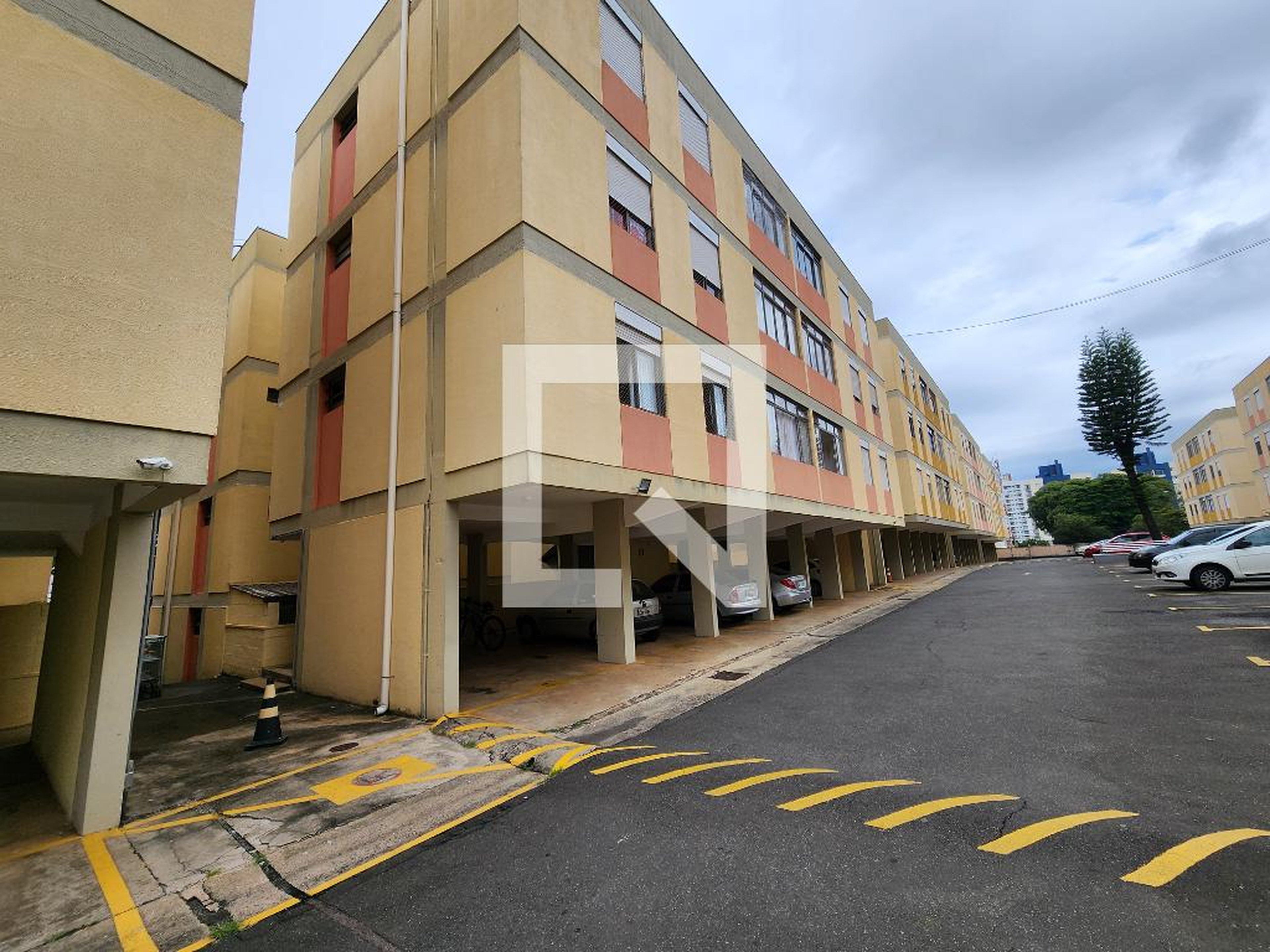 Prédio Condomínio Ilha Verde