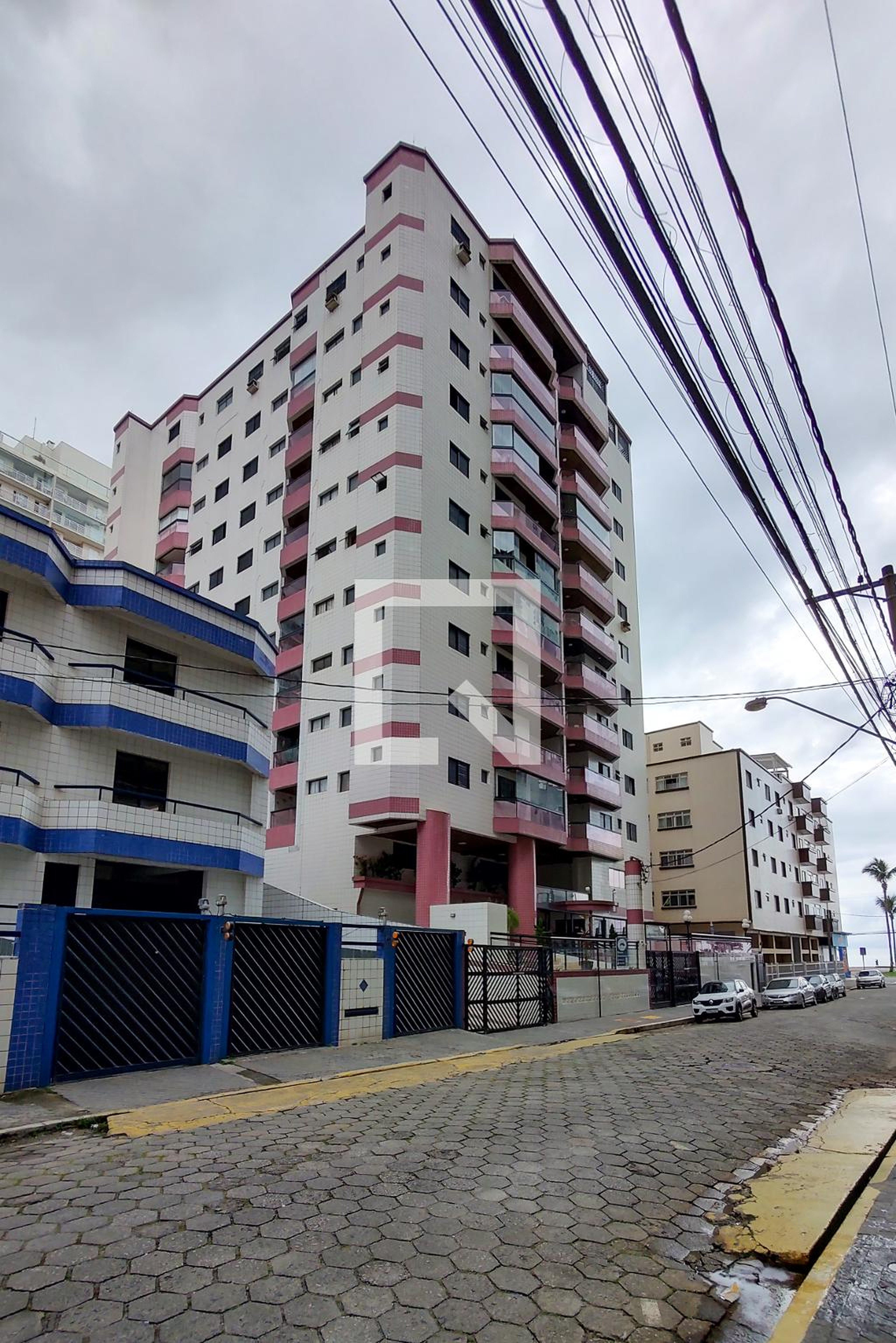 Fachada do Prédio Condomínio Rio Douro VI