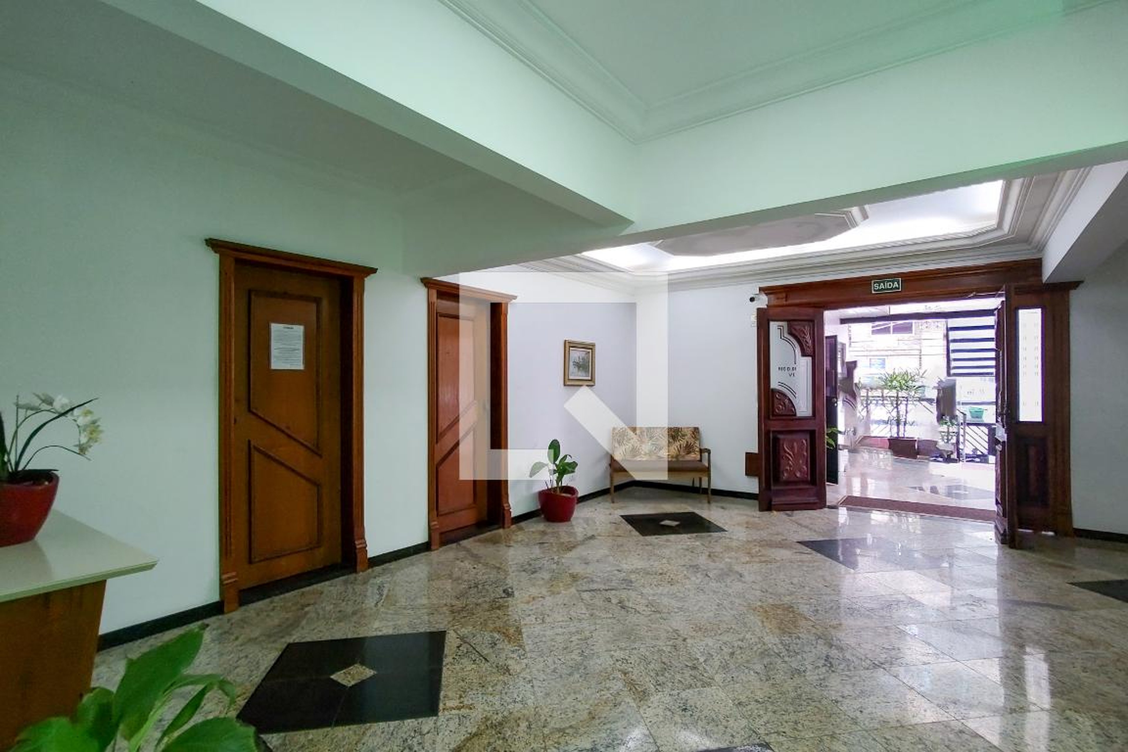 Hall de entrada - Rio Douro VI