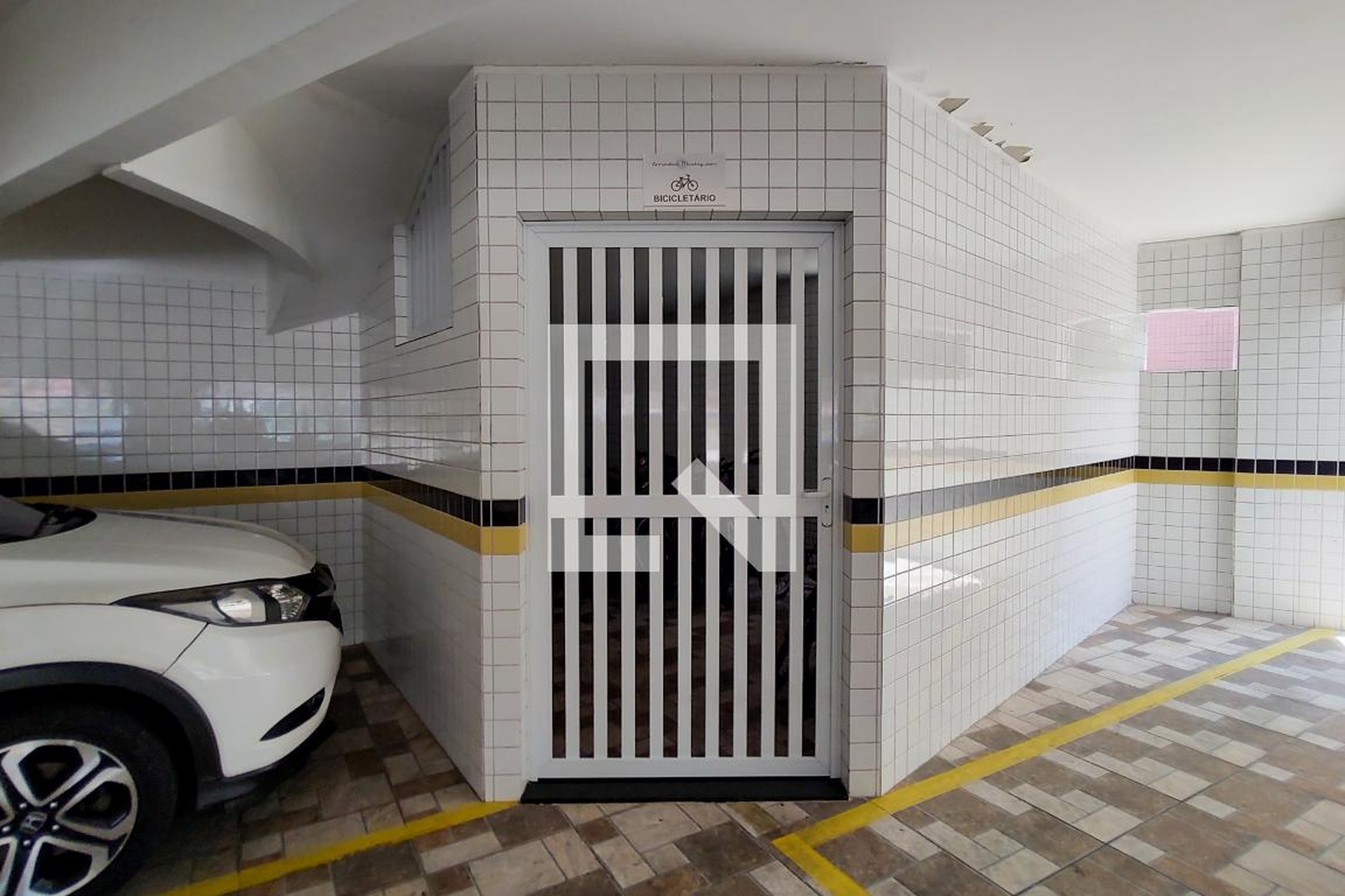 Bicicletário - Amedeo Modigliani