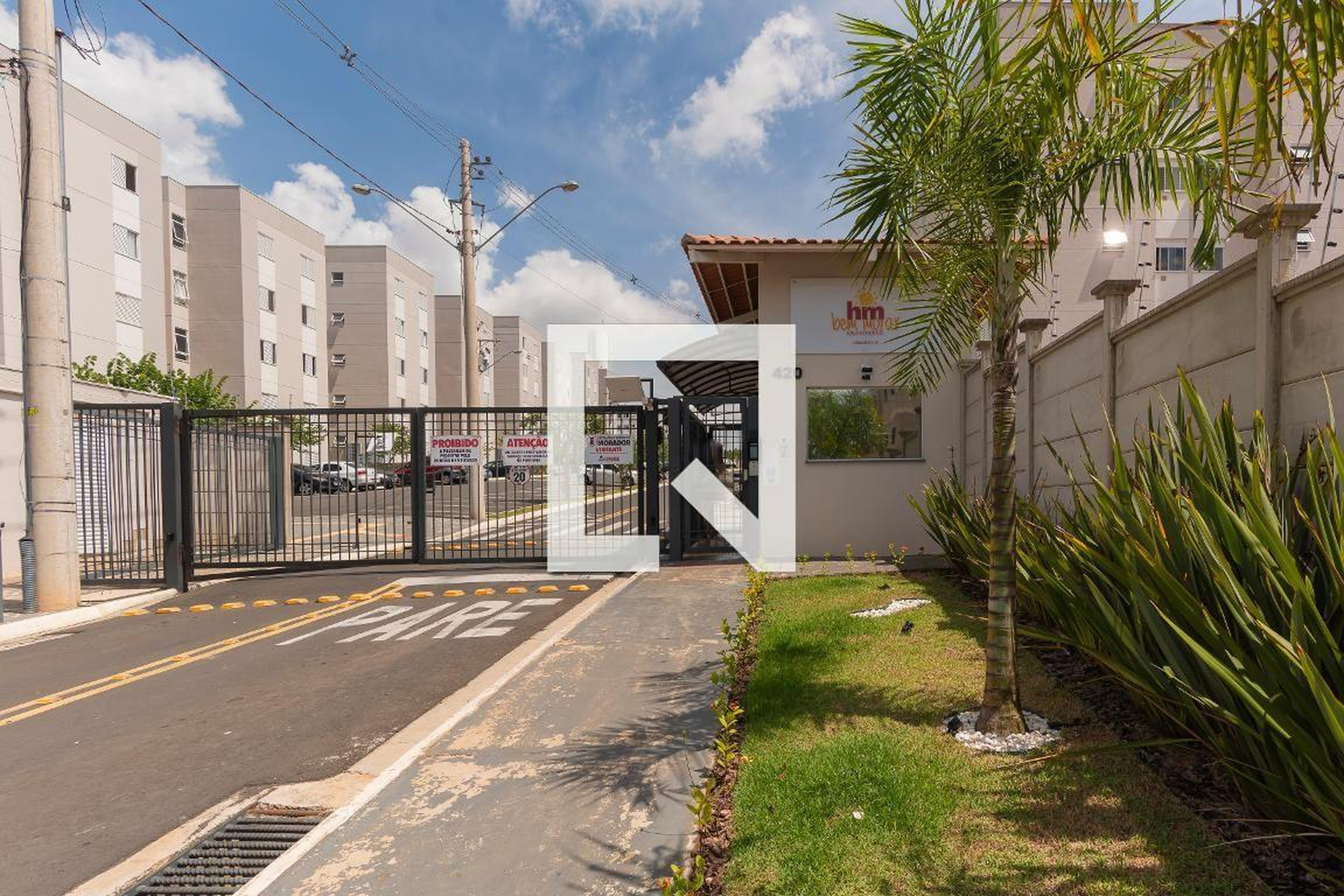 Fachada do Condomínio Condomínio Hm Smart Bem Morar