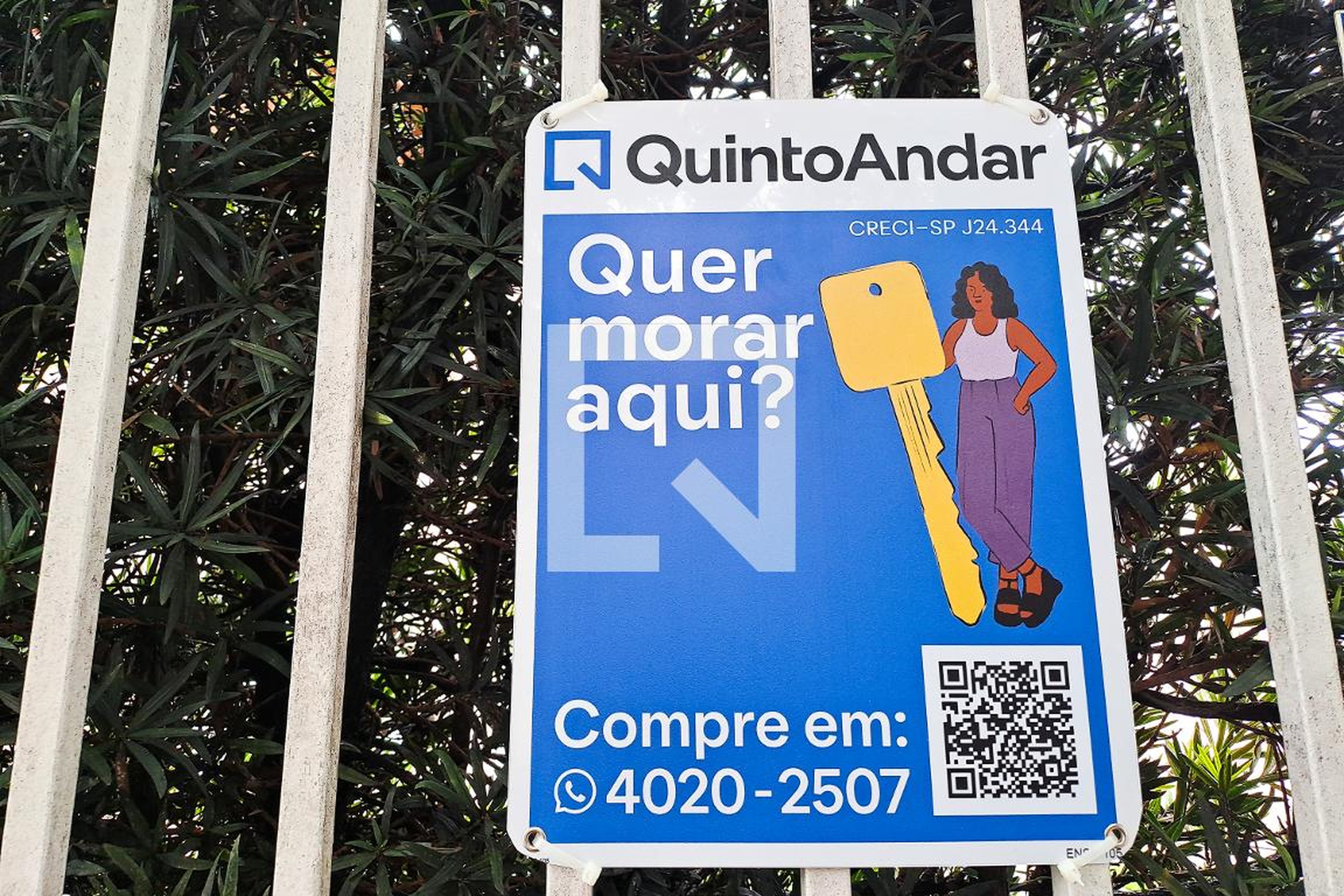 Fachada Condomínio em Rua Atuaí, 781