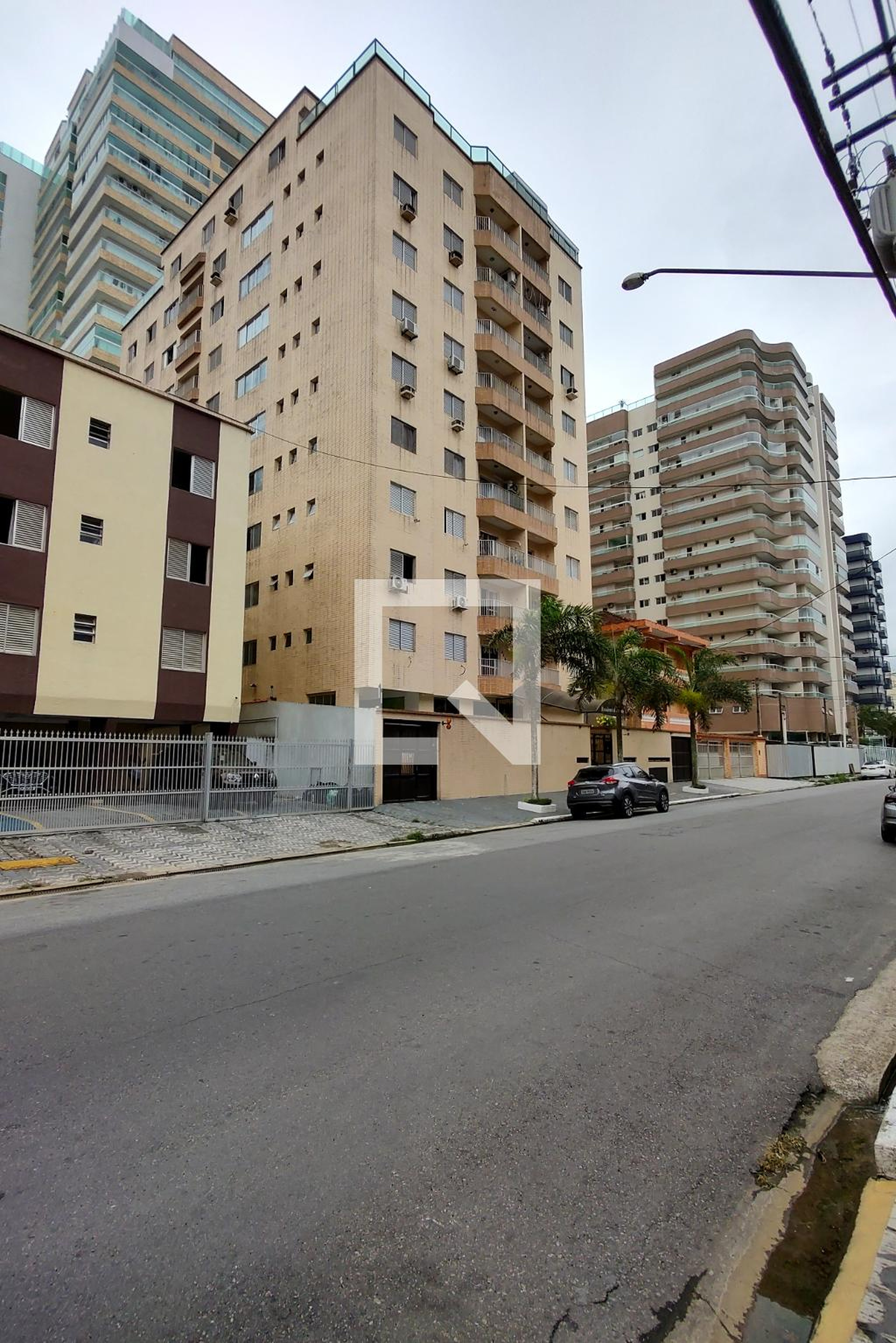 Fachada do Prédio Condomínio Kerine