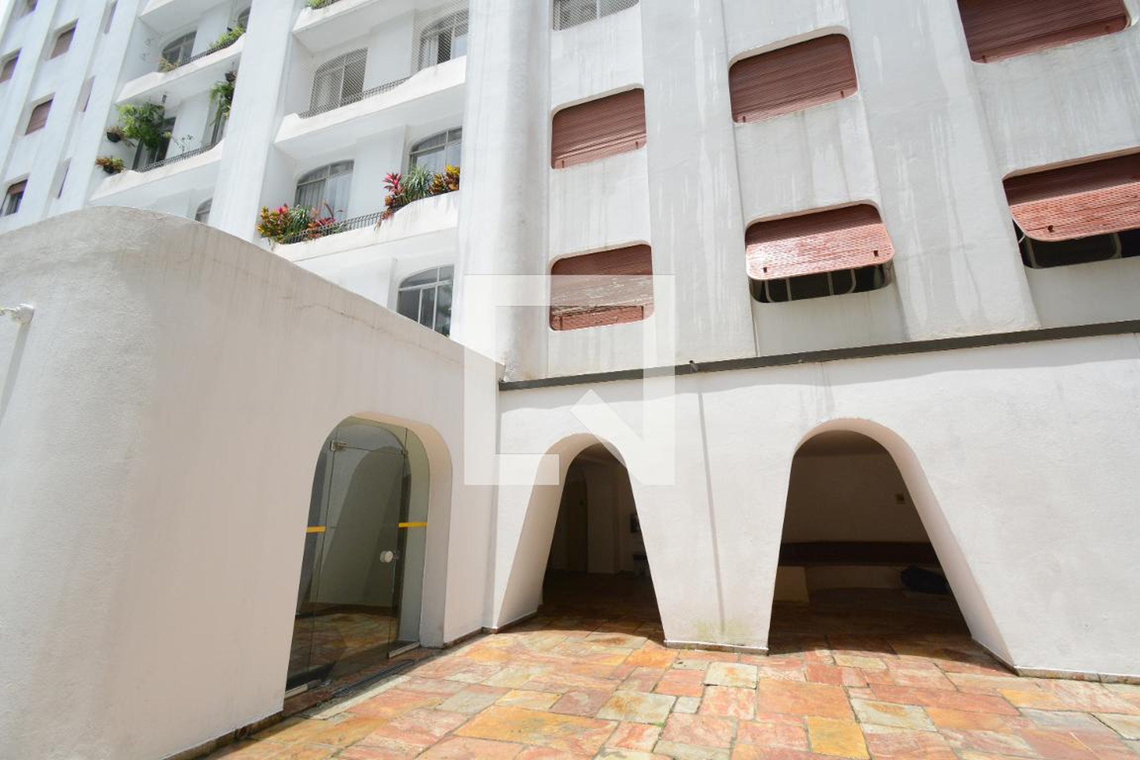 Fachada do Prédio Condomínio Chacara dos Eucaliptos