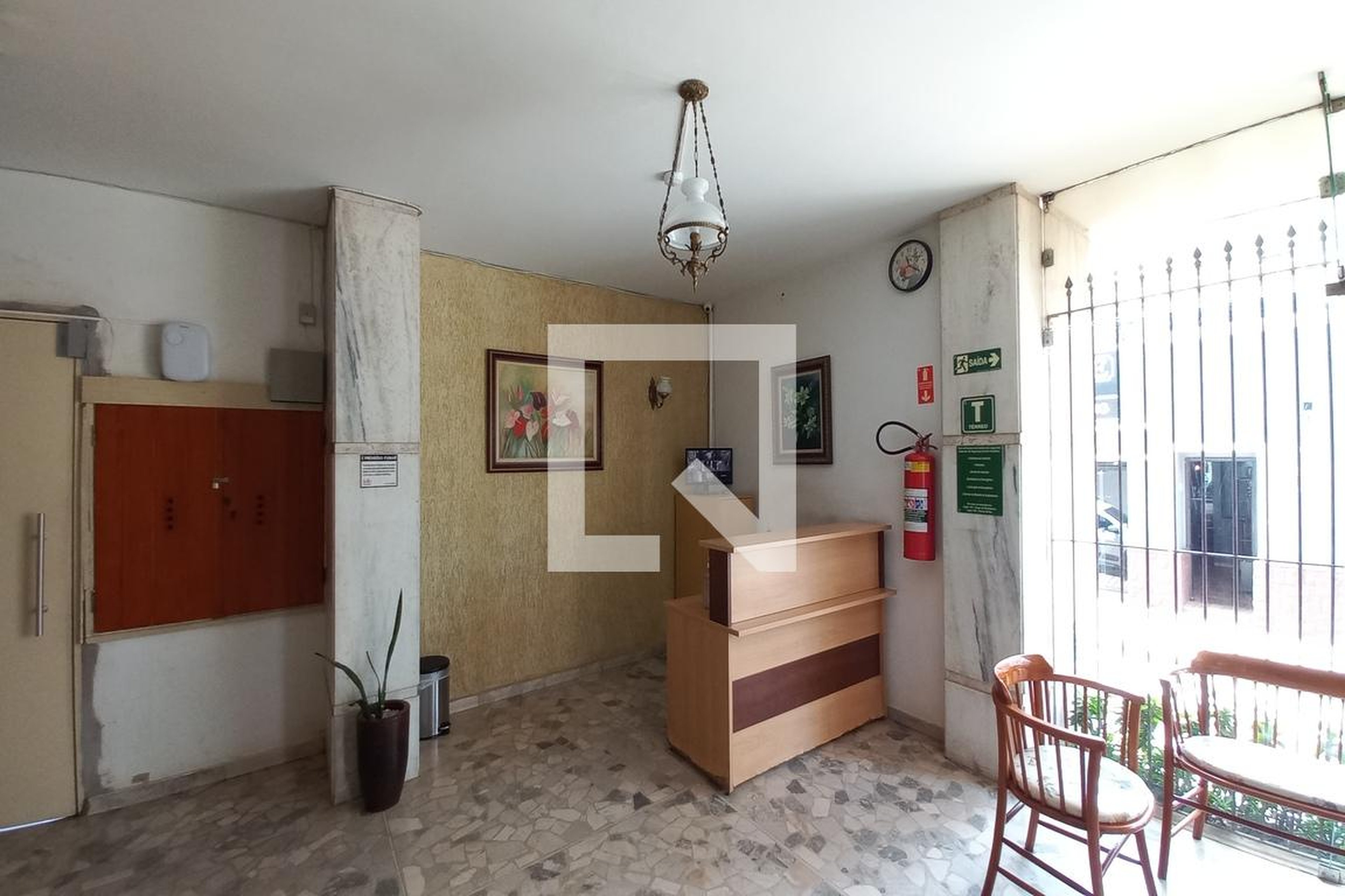 Hall de Entrada - Antonio Lourenço