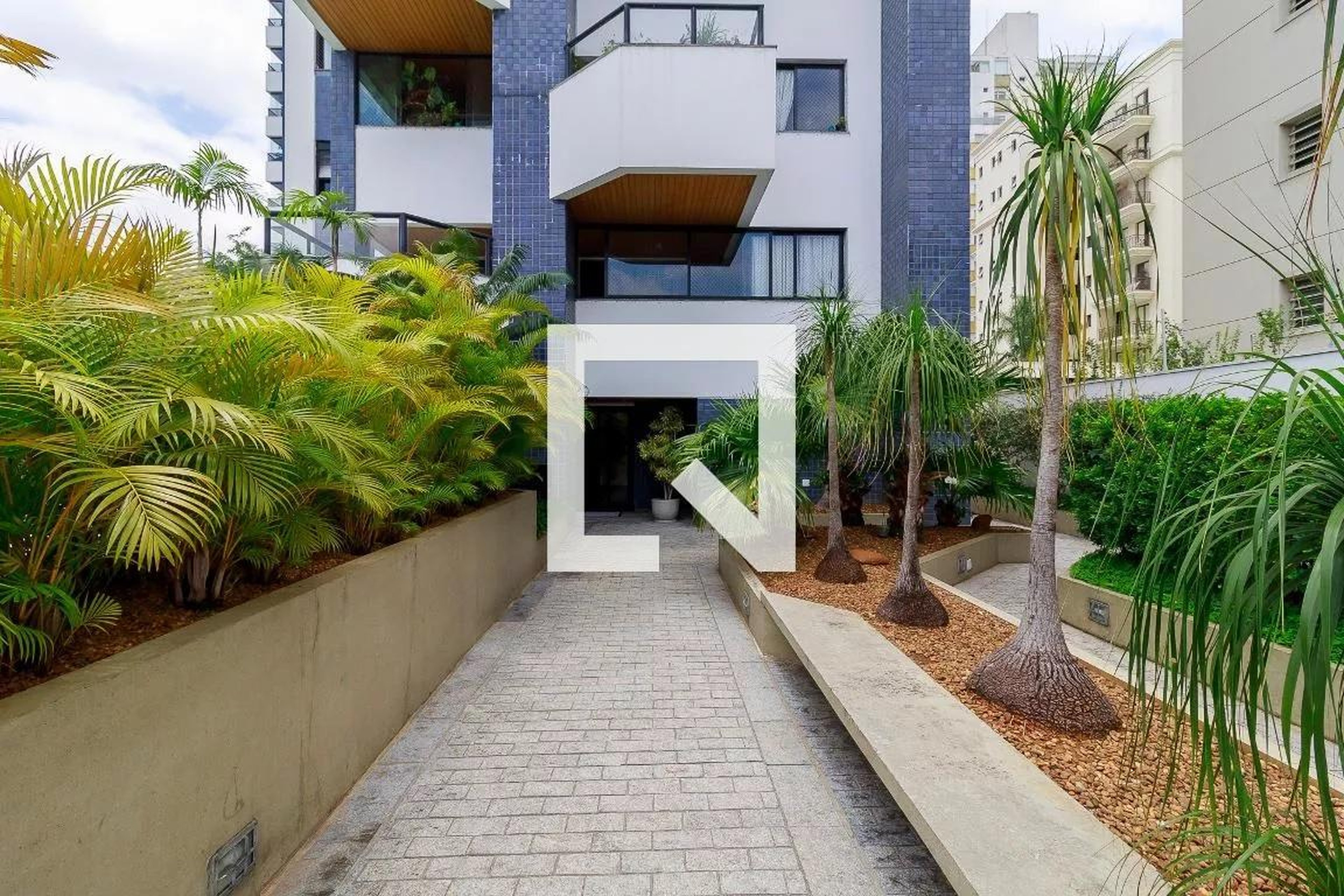 Entrada - Edifício Karina