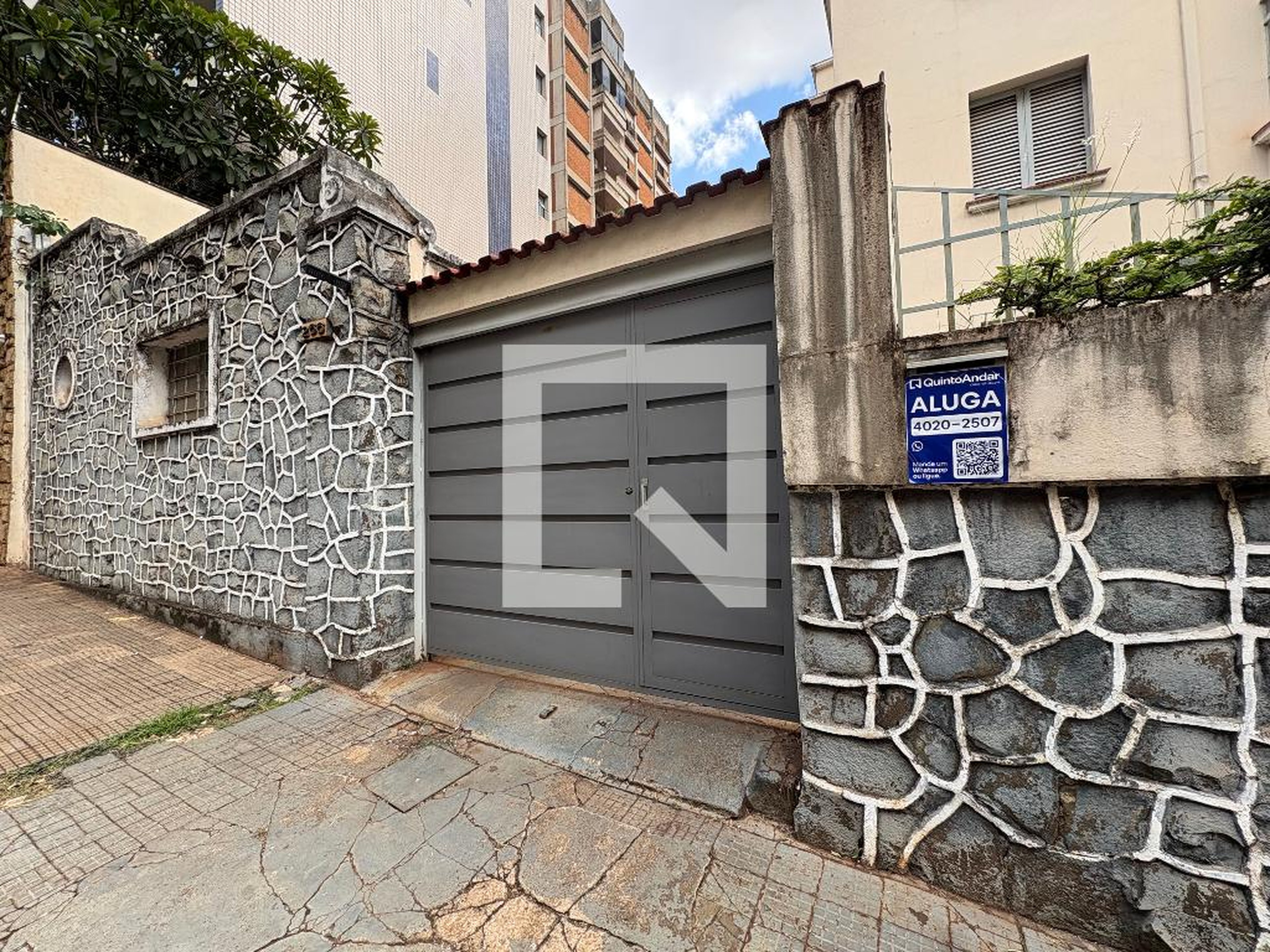 Fachada Condomínio em Rua Campos Salles, 266