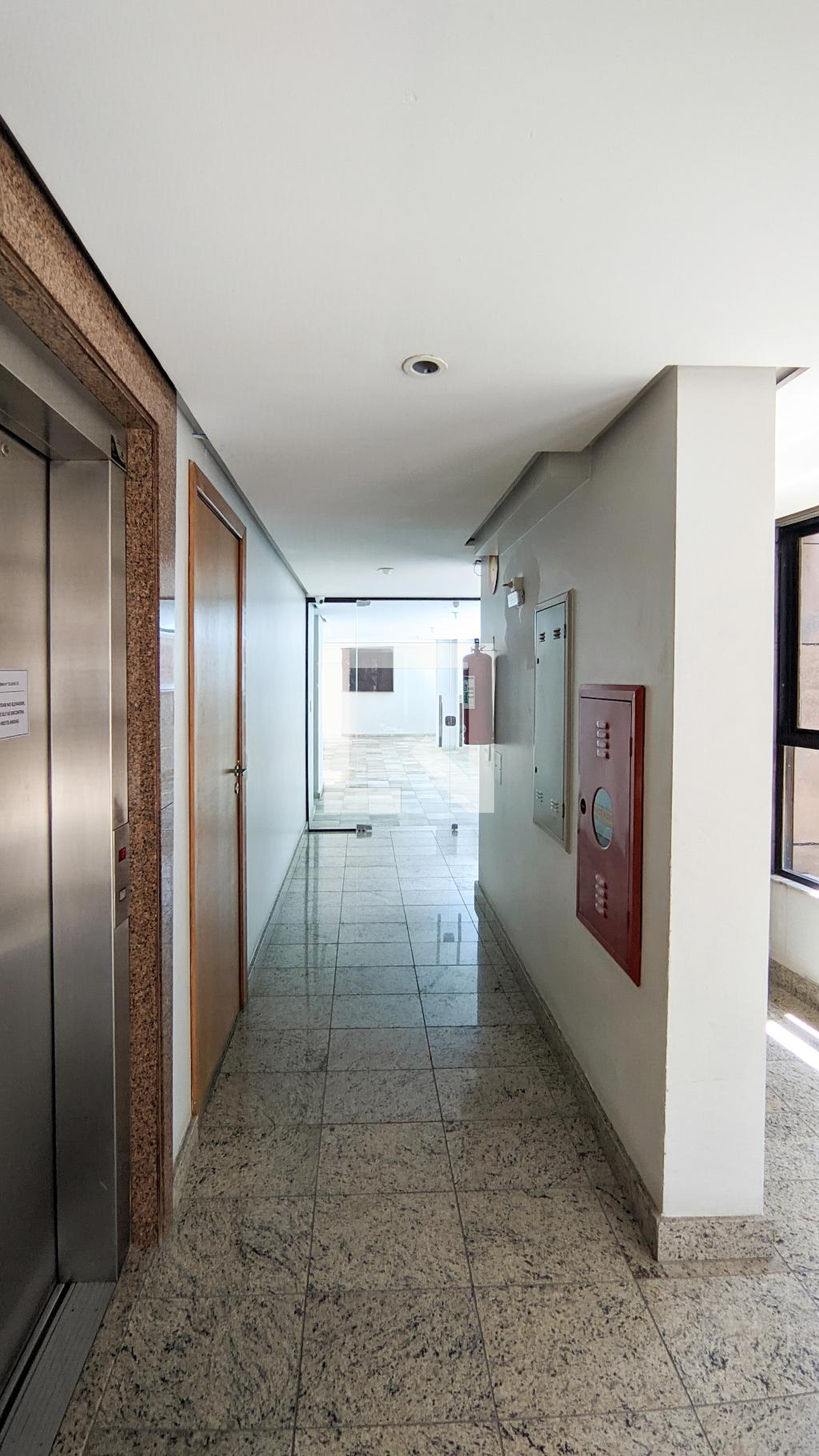 Elevador - Solar de Macaúbas