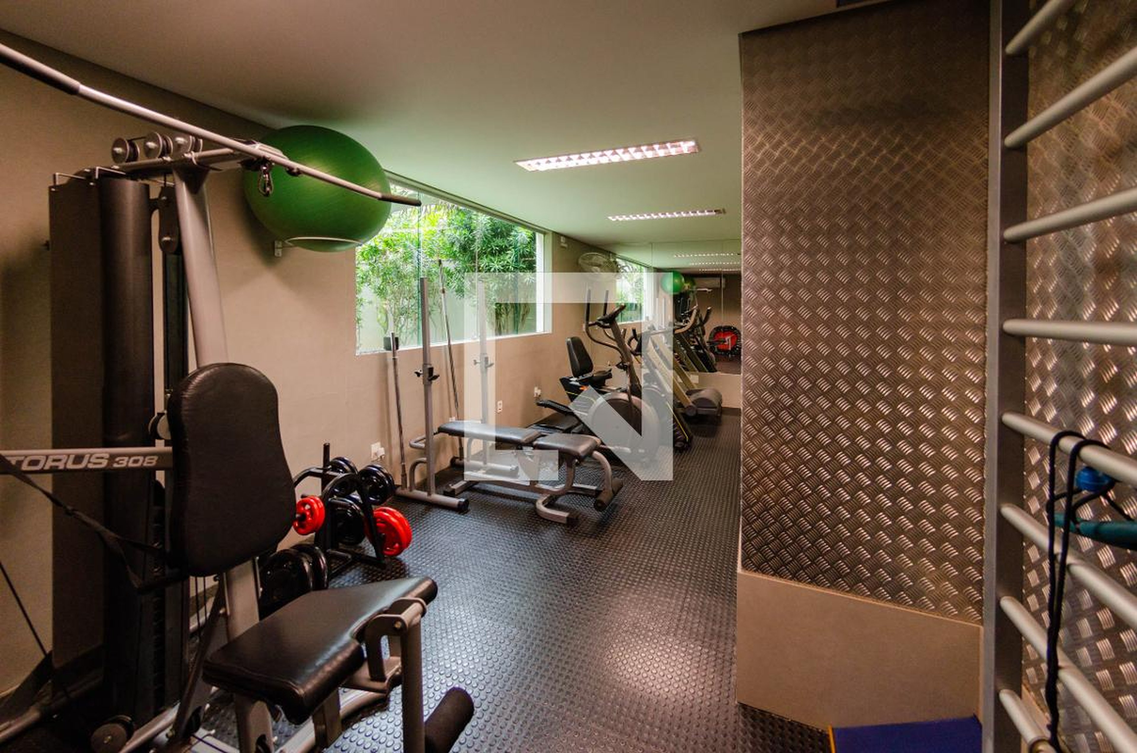 Área comum - Adair Dutra