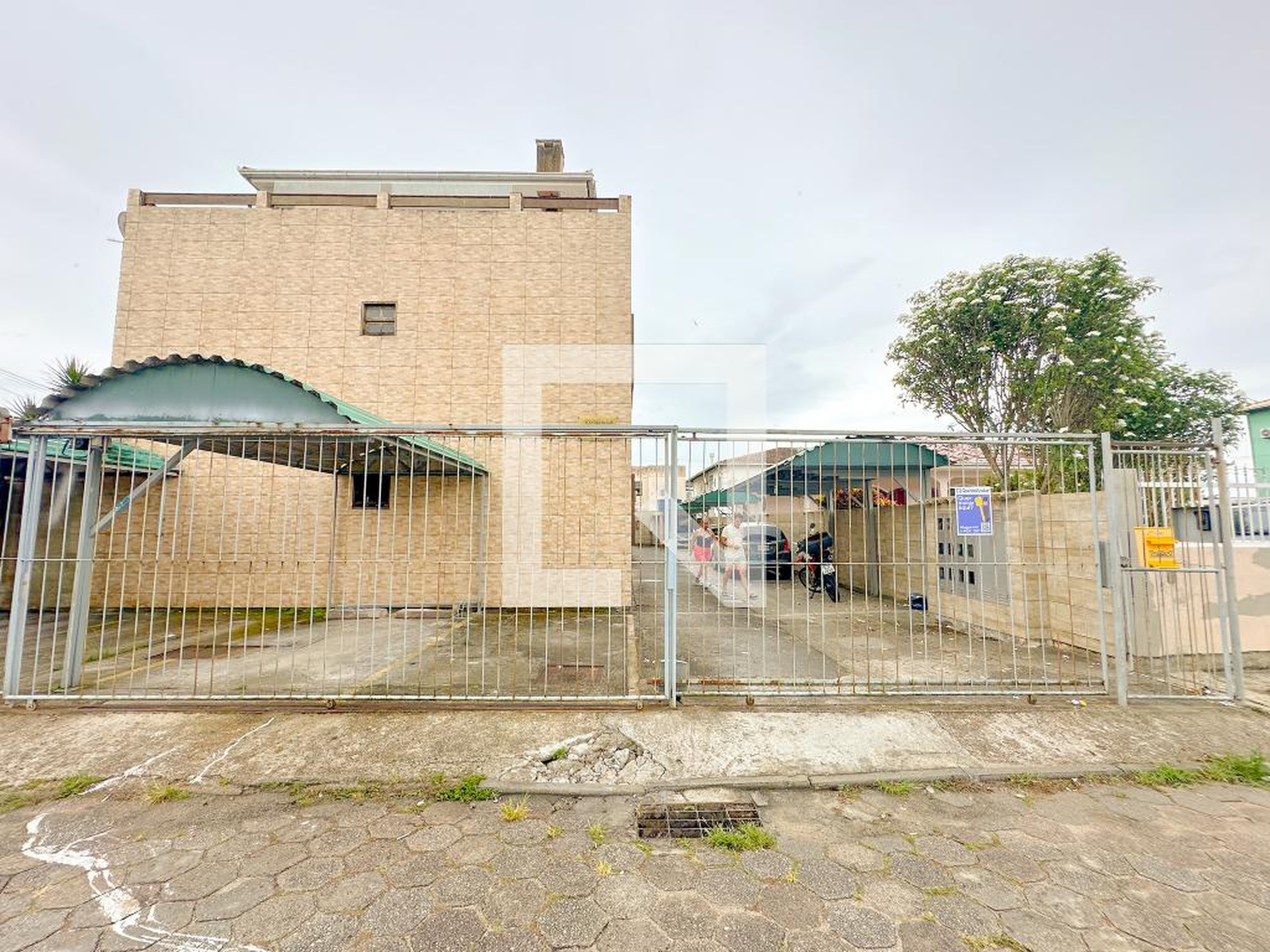 Fachada Condomínio em Servidão João Luís de Souto, 100