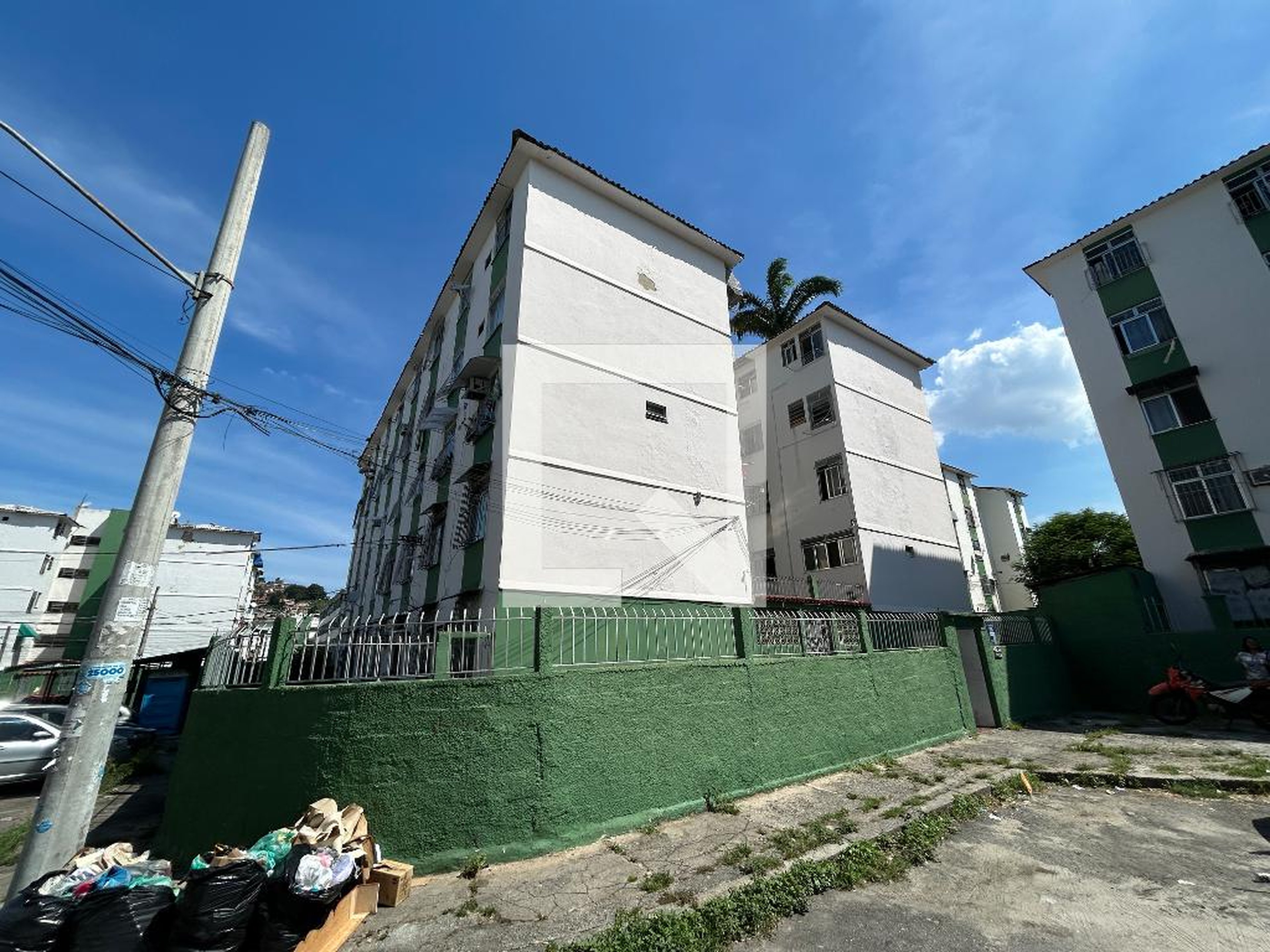 Fachada Condomínio em Rua Edgar Severiano Lima, 107