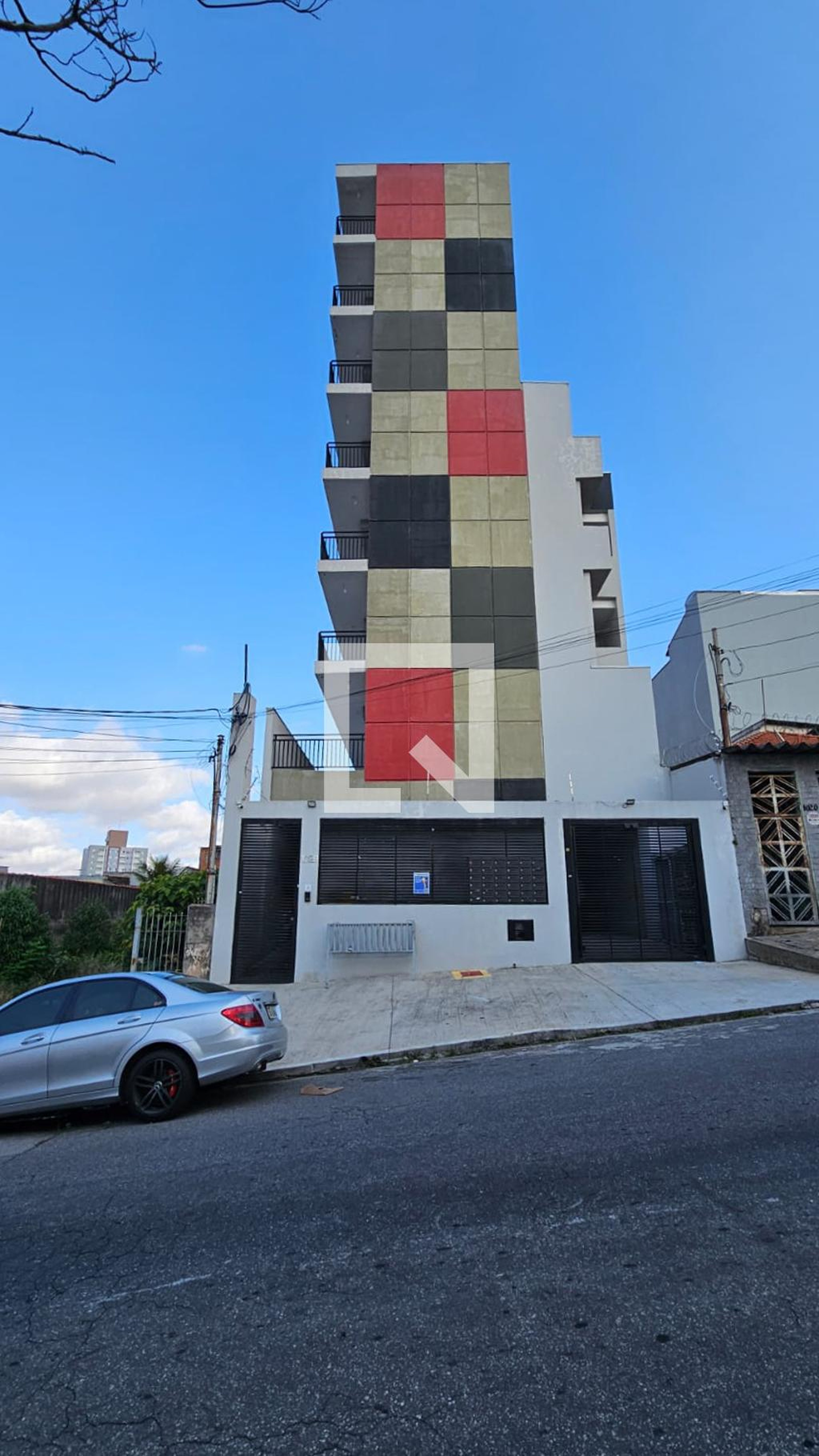 Fachada Condomínio em Rua Santo Henrique, 1026