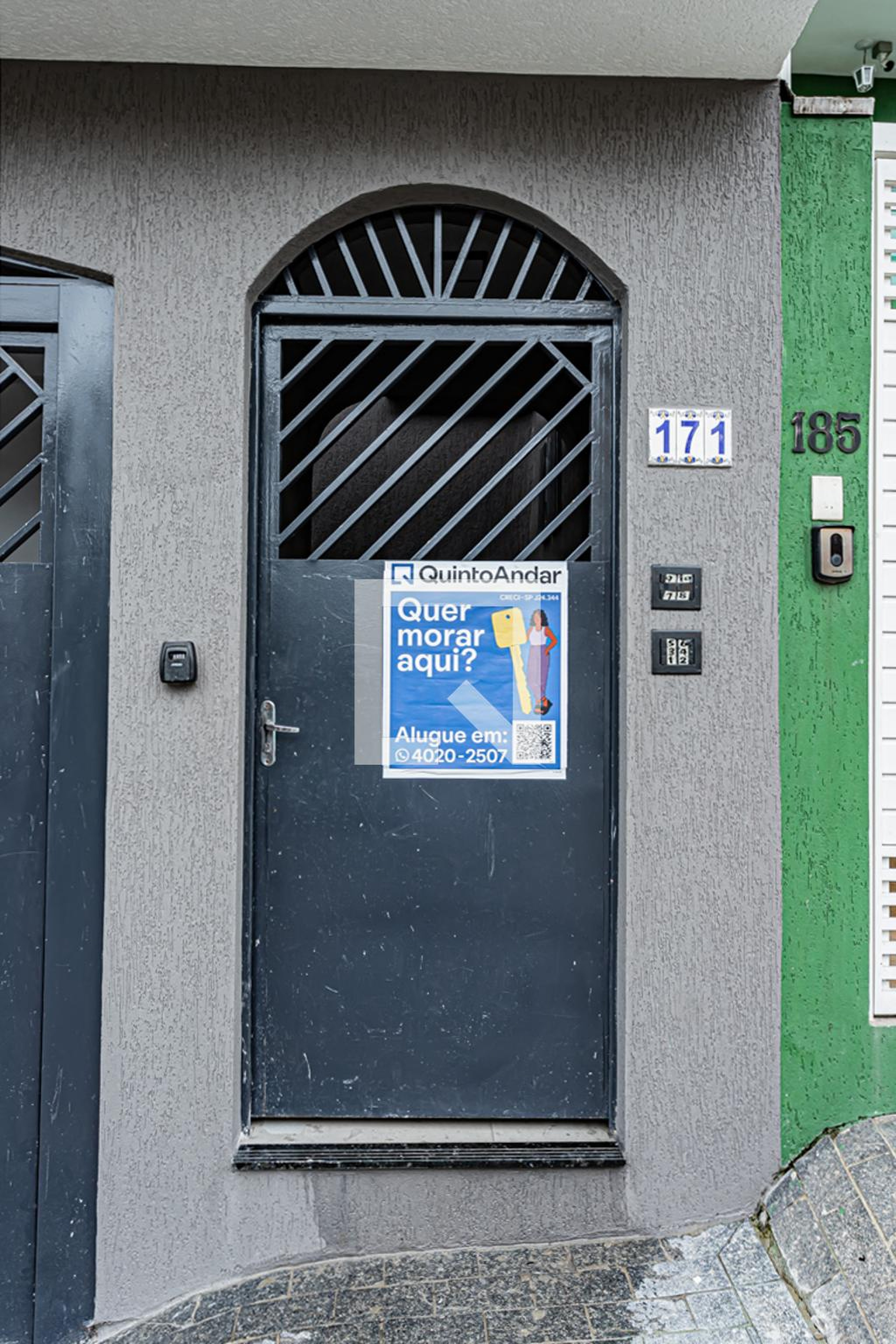 Fachada Condomínio em Rua Marcelino de Camargo, 171