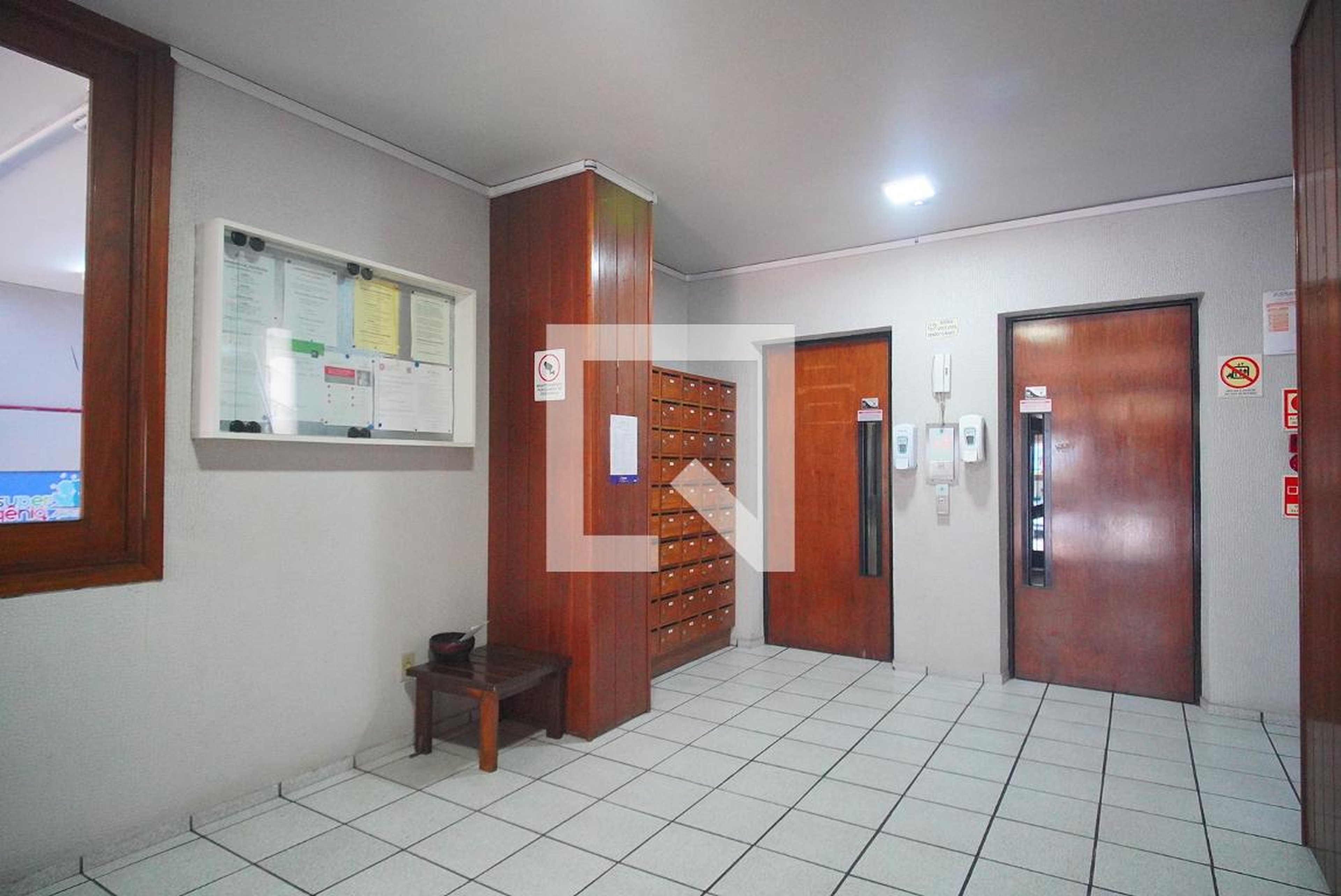 Hall de entrada - Galeria Marcílio Dias