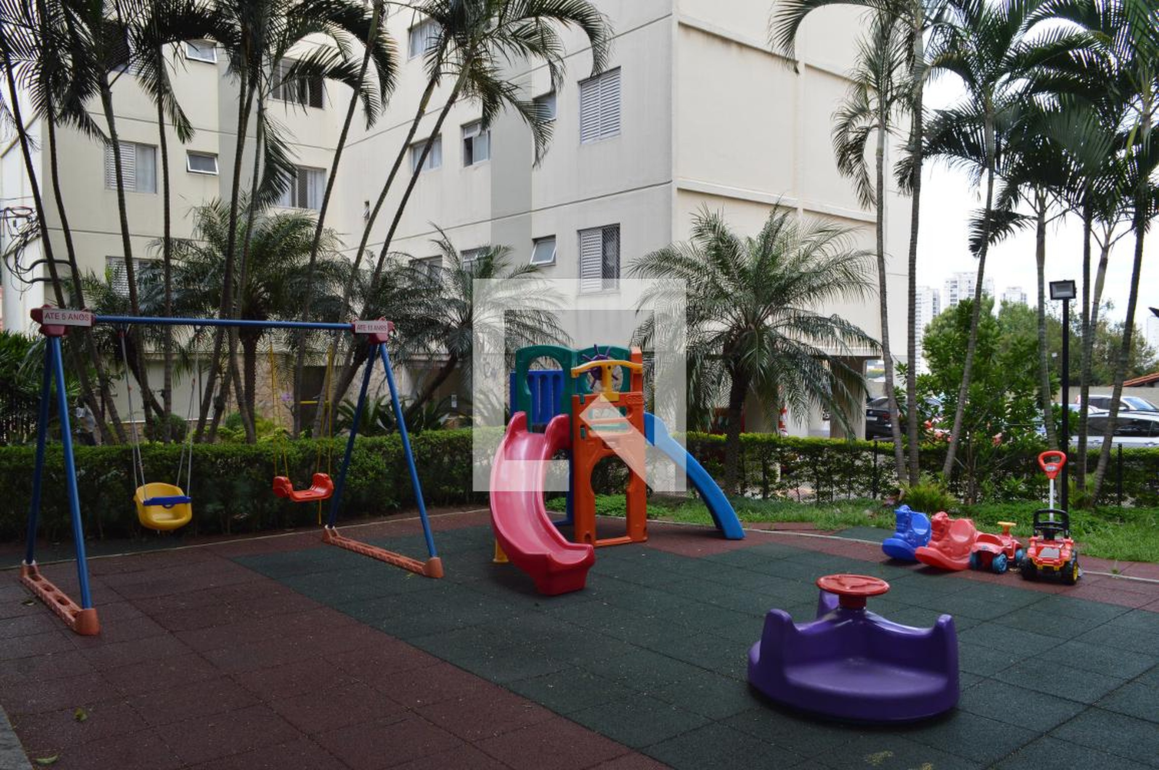Playground - Vila Monumento