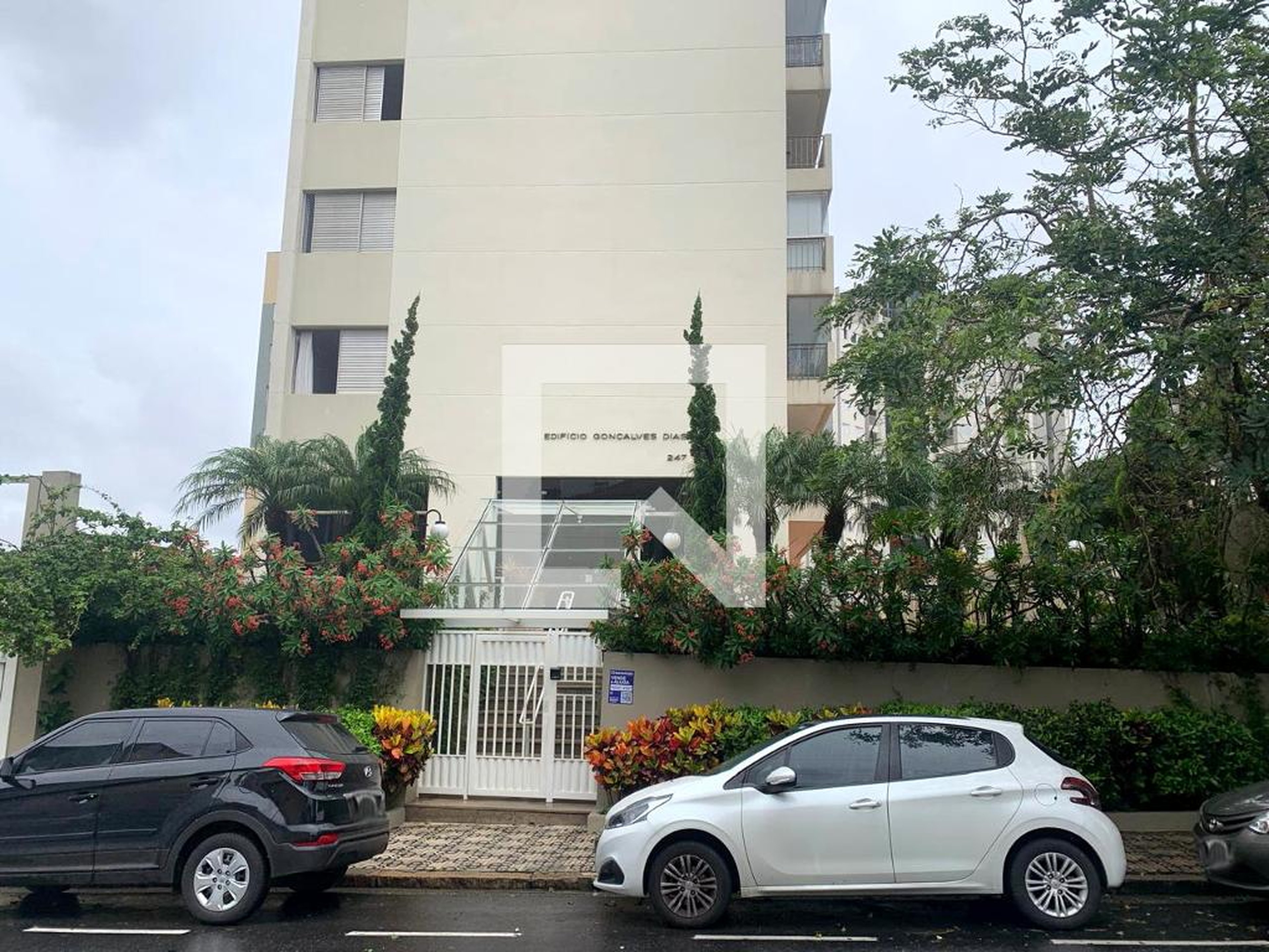 Fachada Edifício Gonçalves Dias