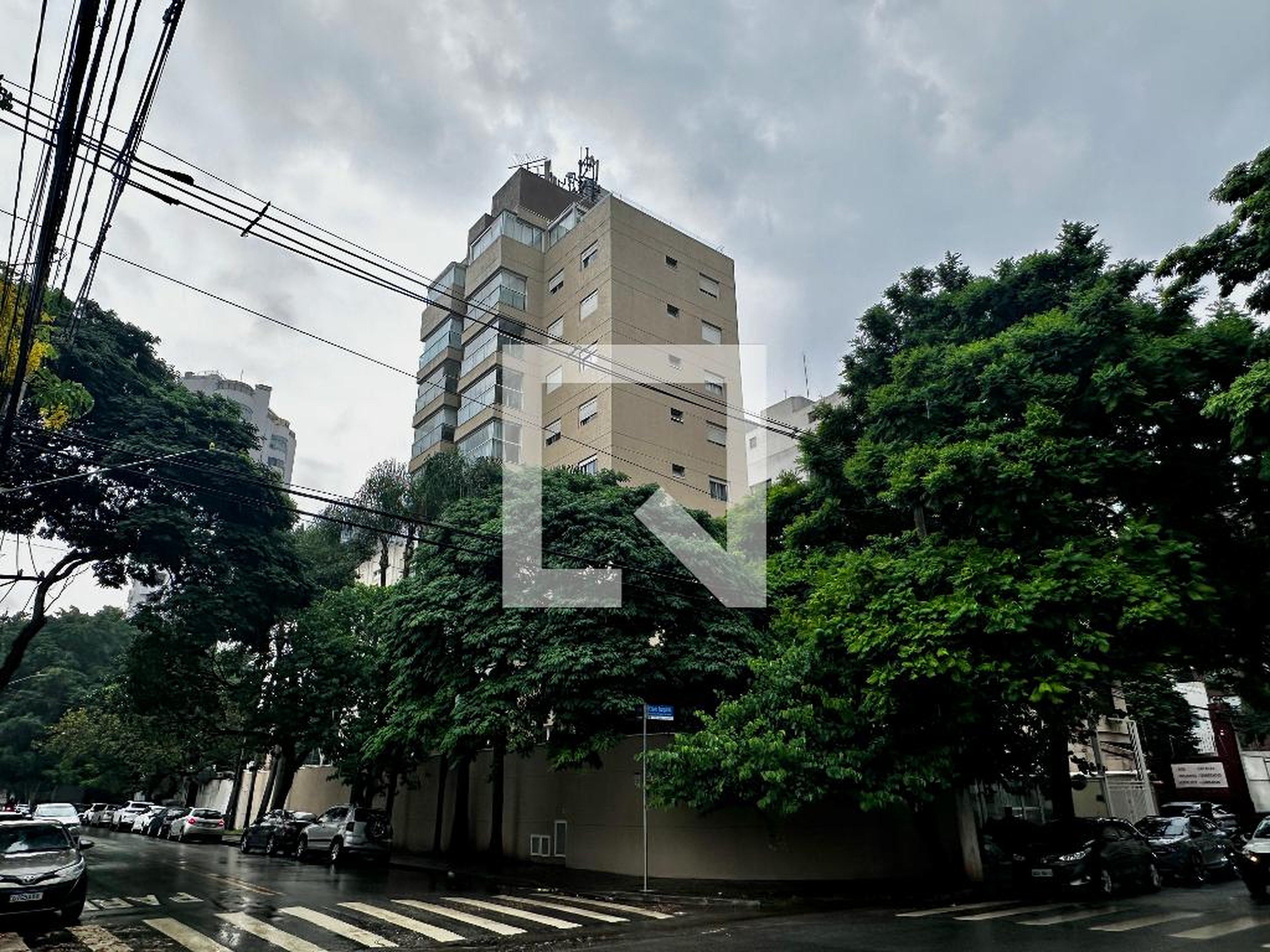 Fachada Condomínio Chamonix