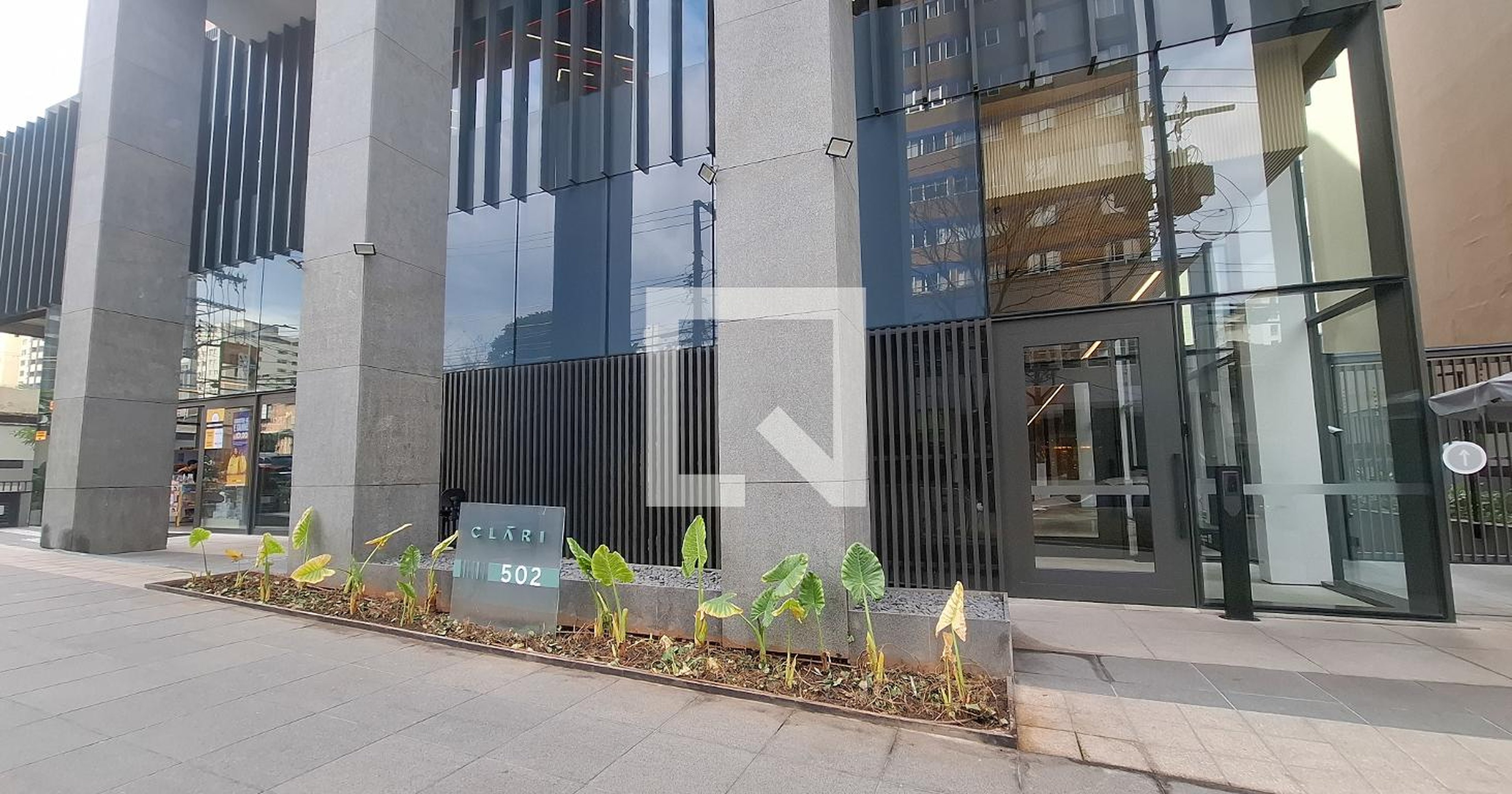 Fachada do Prédio Condomínio Clári Pinheiros