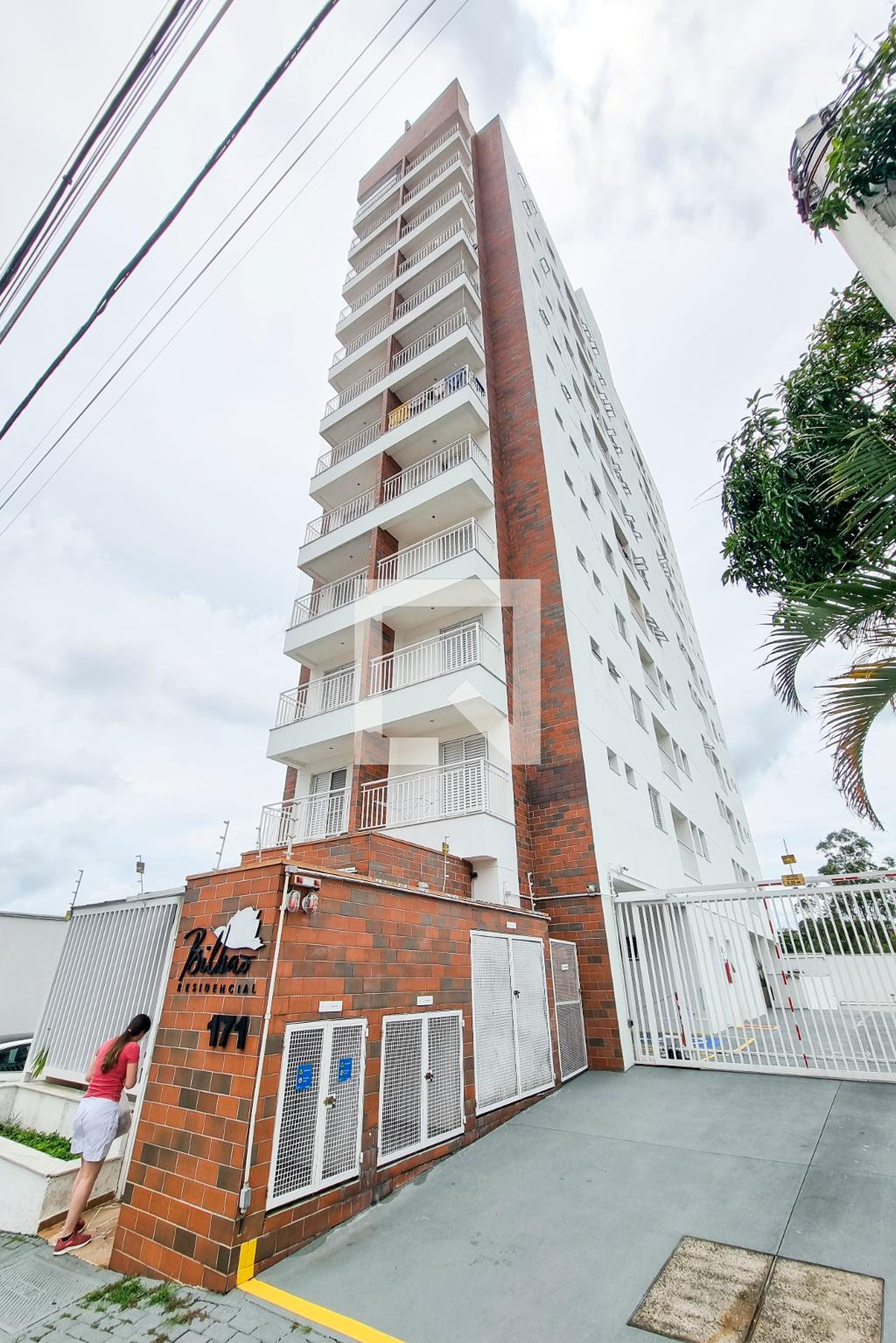 Fachada Condomínio Bilbao Residencial