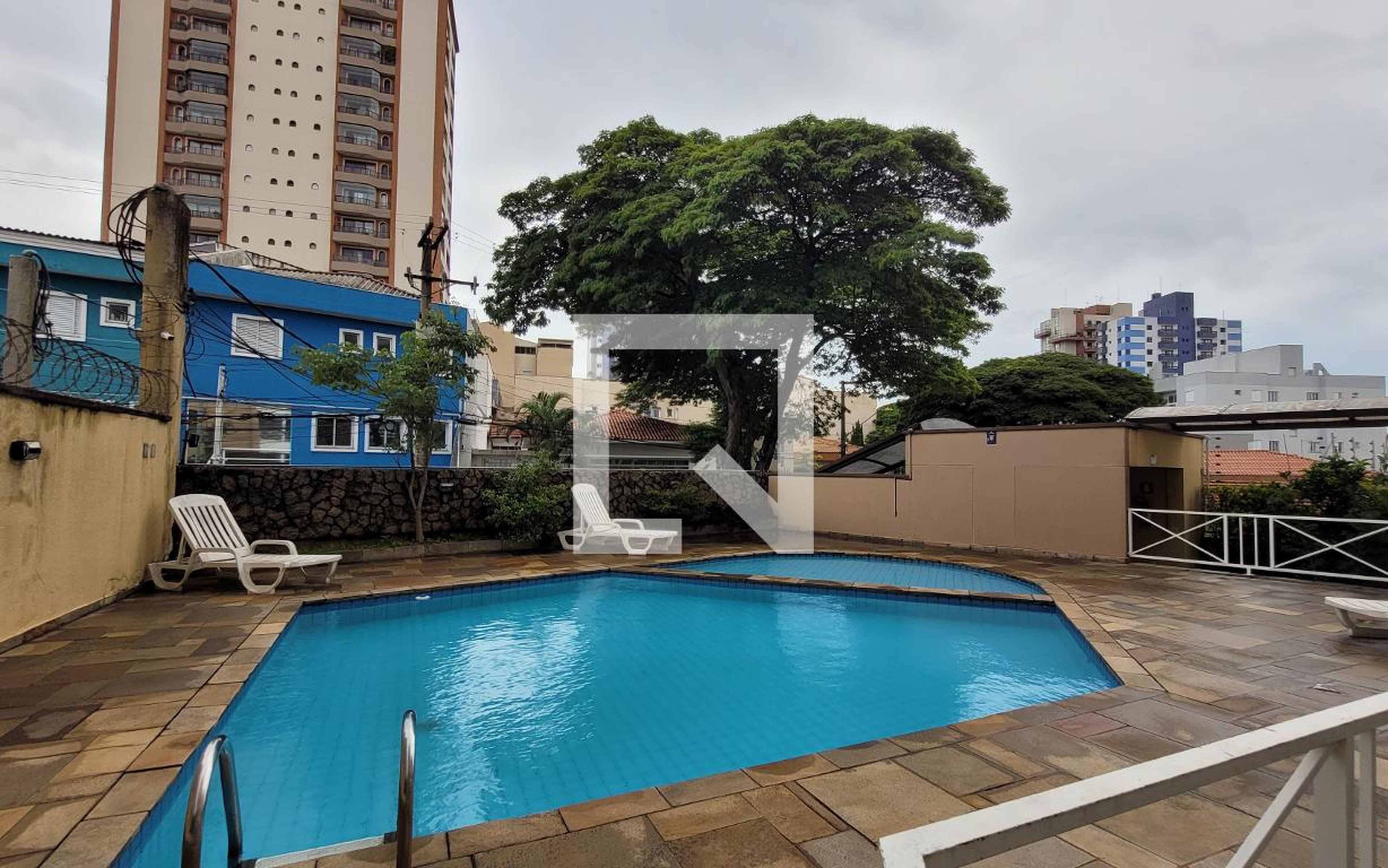 Piscina - Edifício Sunset Boulevard