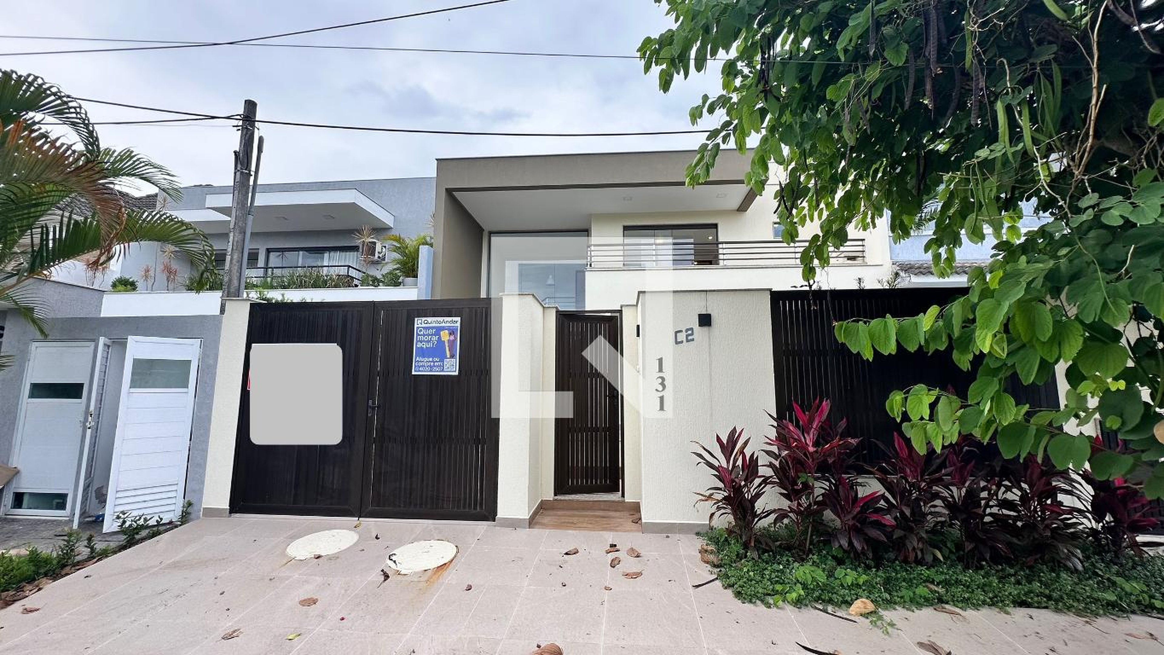 Fachada Condomínio em Rua Marcio Moreira Alves, 131