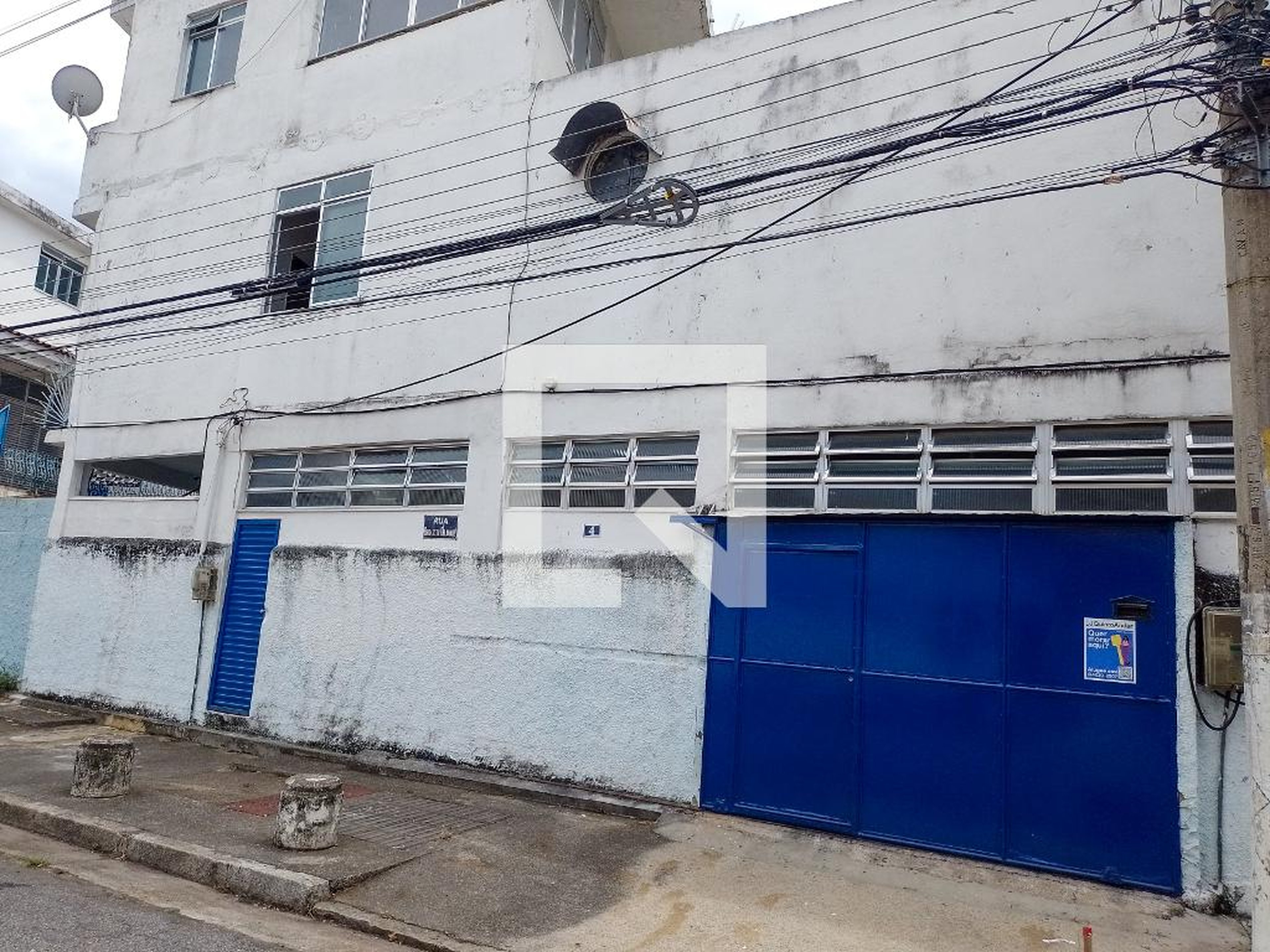 Fachada Condomínio em Rua Brigadeiro Delamare, 4