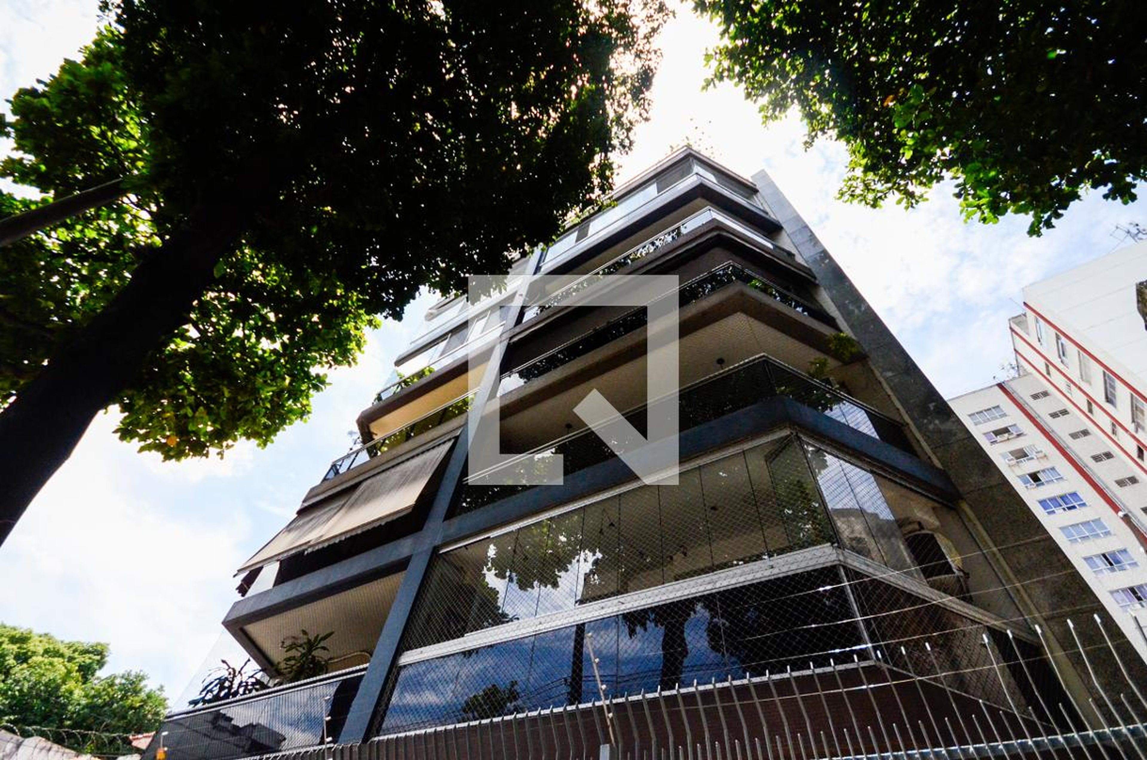 Fachada Condomínio Edifico Jardim das Tulipas