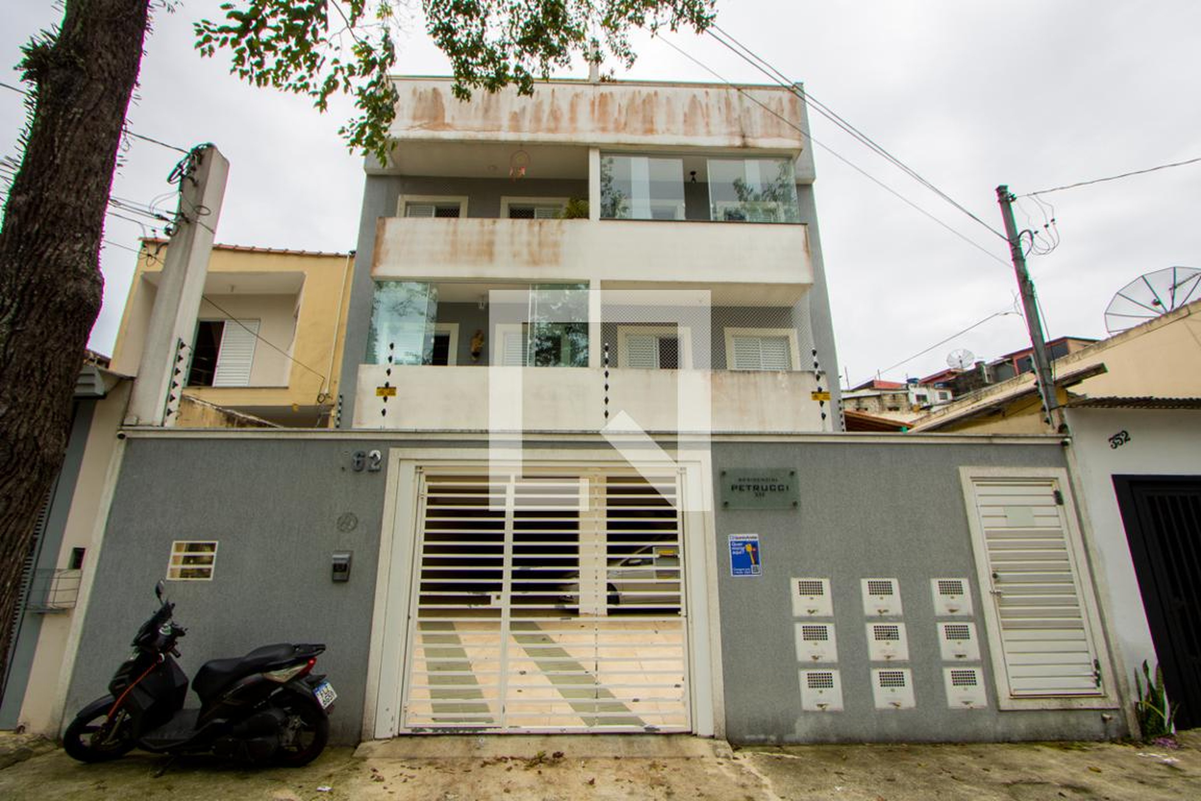 Fachada Condomínio Petrucci